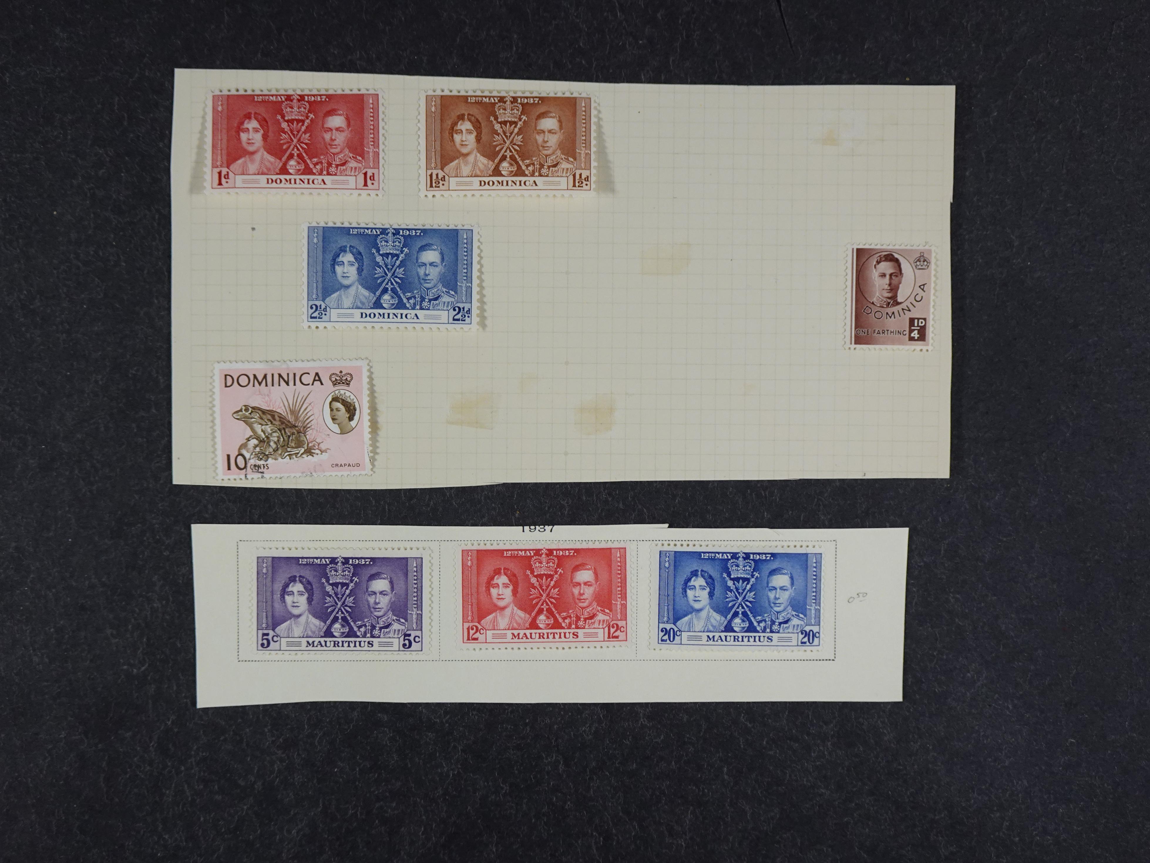 Toverdoos met geweldige mooi materiaal waaronder veel Mauritius ( uitzoeken ) diversen plaatfouten en bijzondere stempels.   8