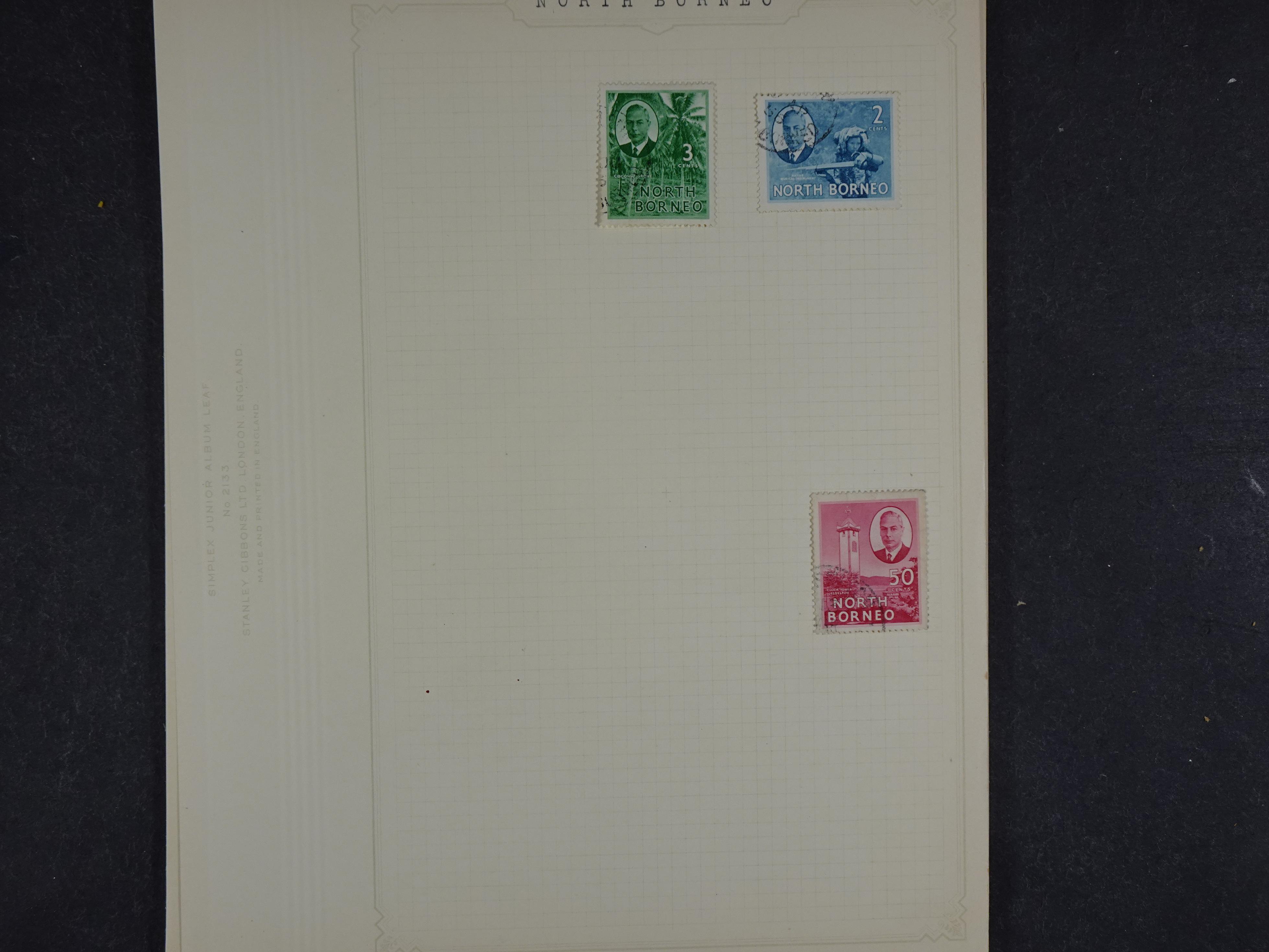 Toverdoos met geweldige mooi materiaal waaronder veel Mauritius ( uitzoeken ) diversen plaatfouten en bijzondere stempels.   99