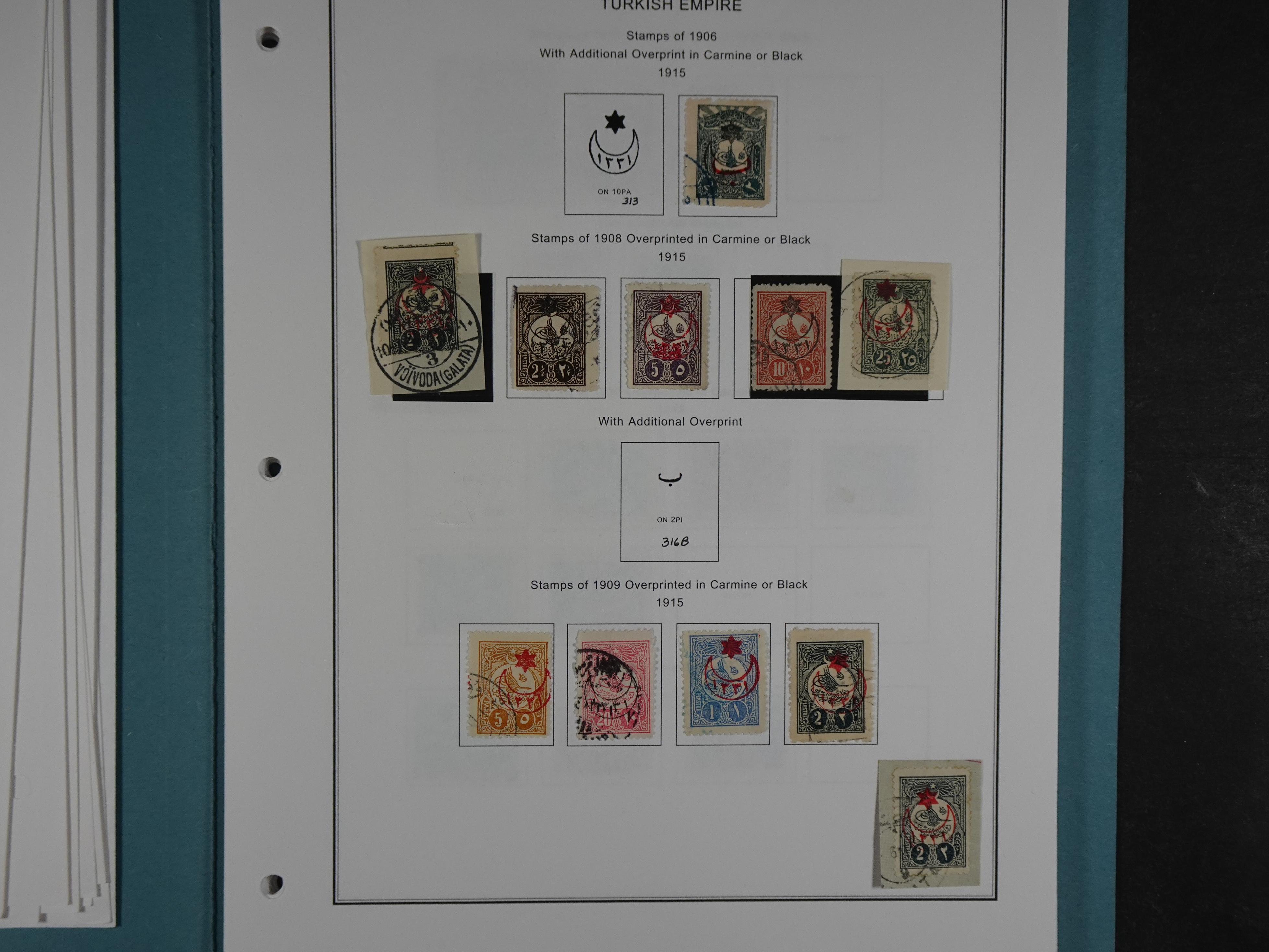 Topcollectie met een enorme waarde onder andere zeer goed postfris Back of the Book ook veel varieteiten etc. vondsten zeer zeker mogelijke. 11