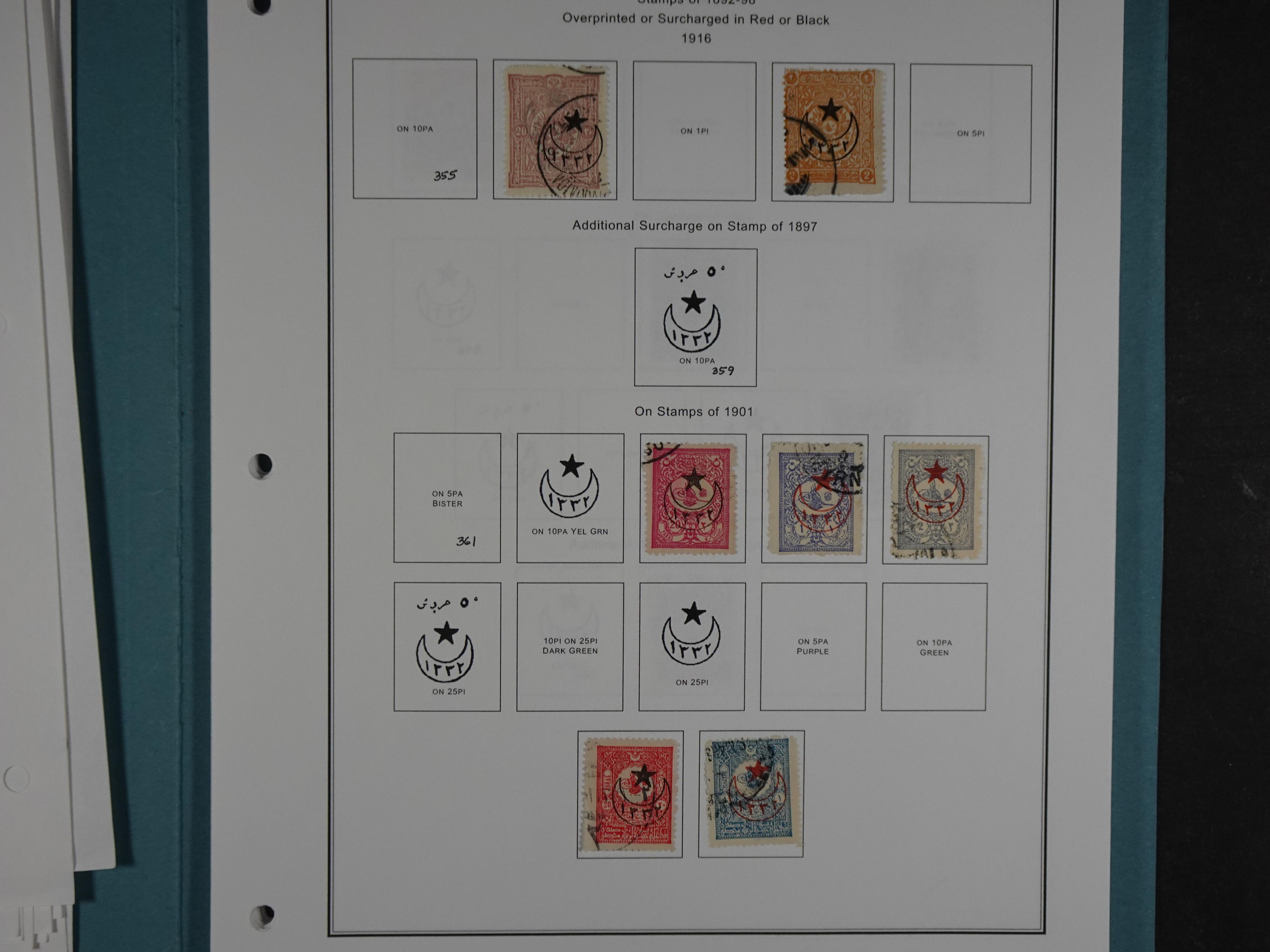 Topcollectie met een enorme waarde onder andere zeer goed postfris Back of the Book ook veel varieteiten etc. vondsten zeer zeker mogelijke. 14