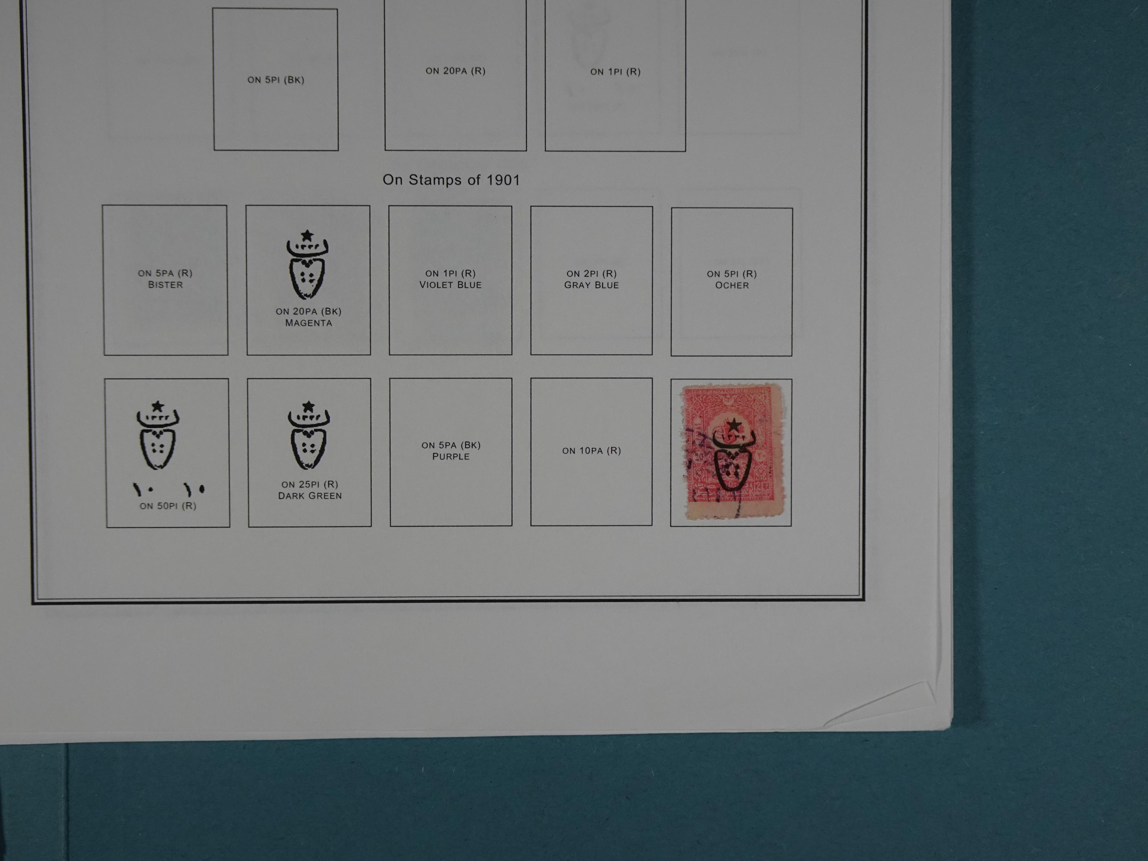 Topcollectie met een enorme waarde onder andere zeer goed postfris Back of the Book ook veel varieteiten etc. vondsten zeer zeker mogelijke. 21