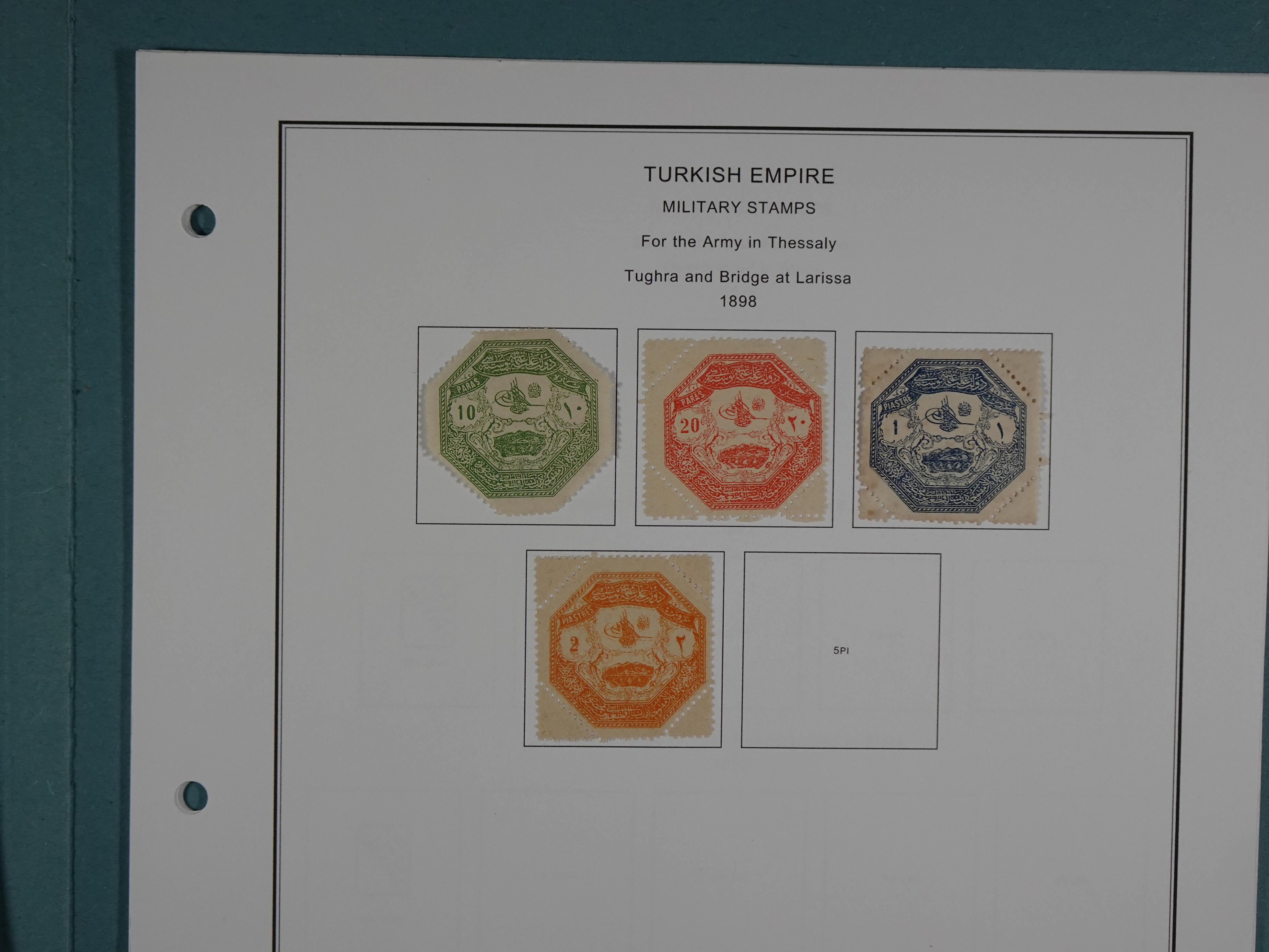 Topcollectie met een enorme waarde onder andere zeer goed postfris Back of the Book ook veel varieteiten etc. vondsten zeer zeker mogelijke. 39