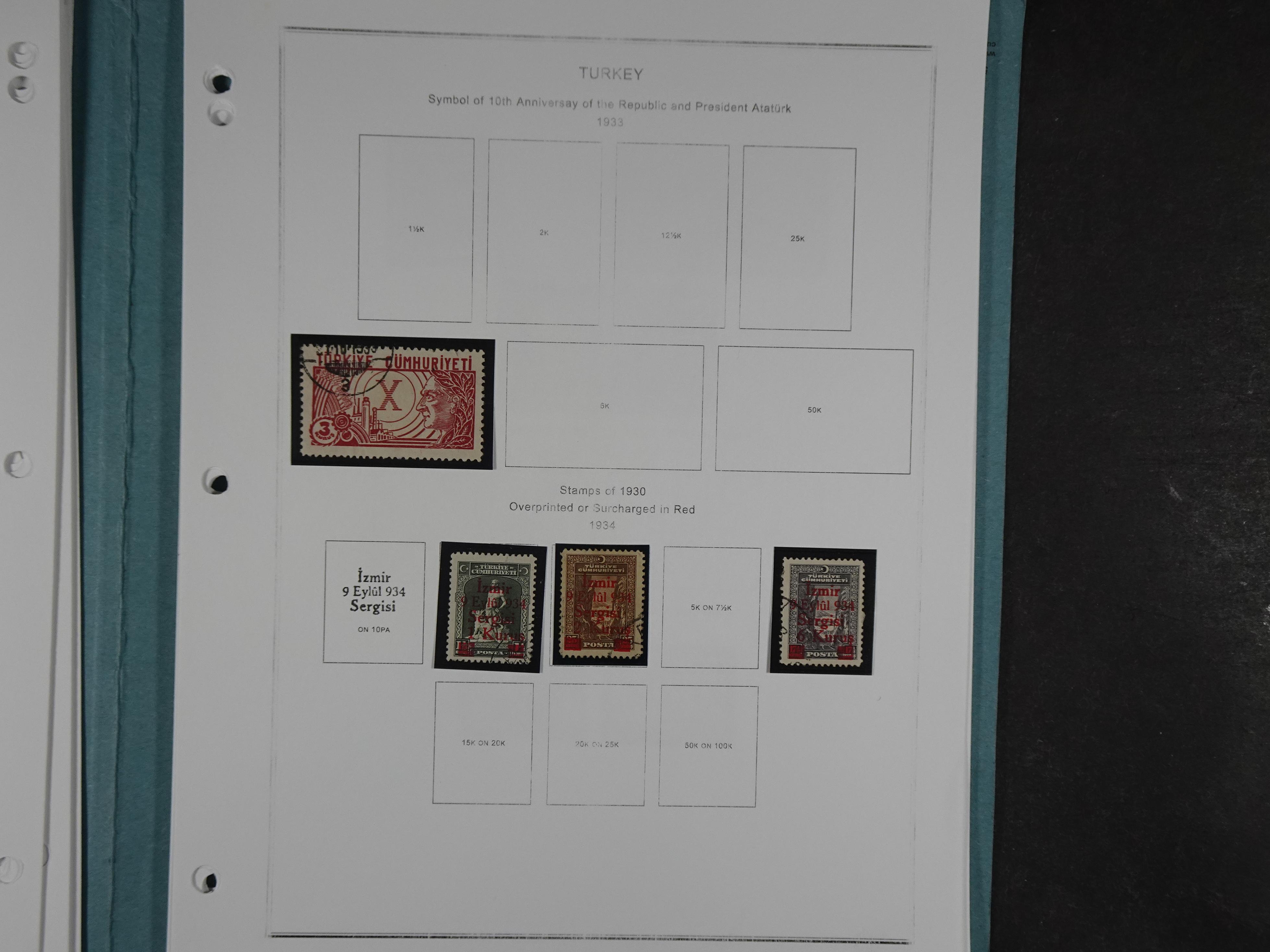 Topcollectie met een enorme waarde onder andere zeer goed postfris Back of the Book ook veel varieteiten etc. vondsten zeer zeker mogelijke. 103