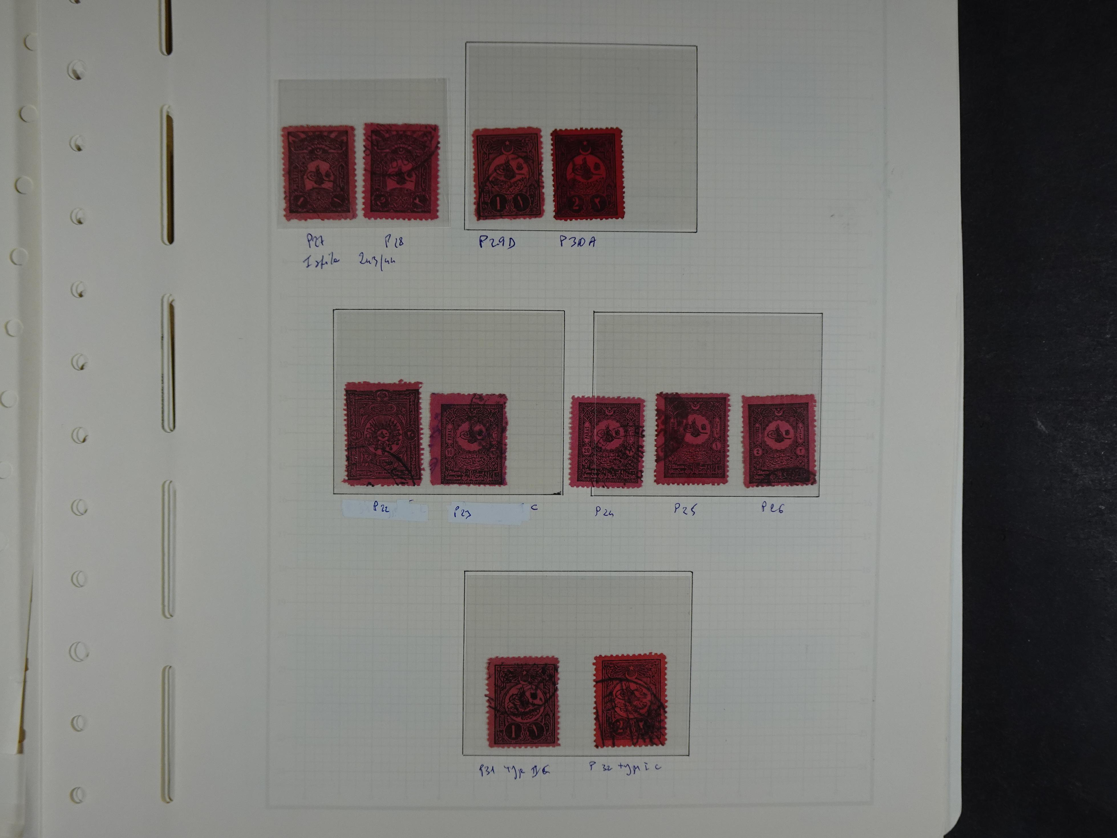 Topcollectie met een enorme waarde onder andere zeer goed postfris Back of the Book ook veel varieteiten etc. vondsten zeer zeker mogelijke. 147