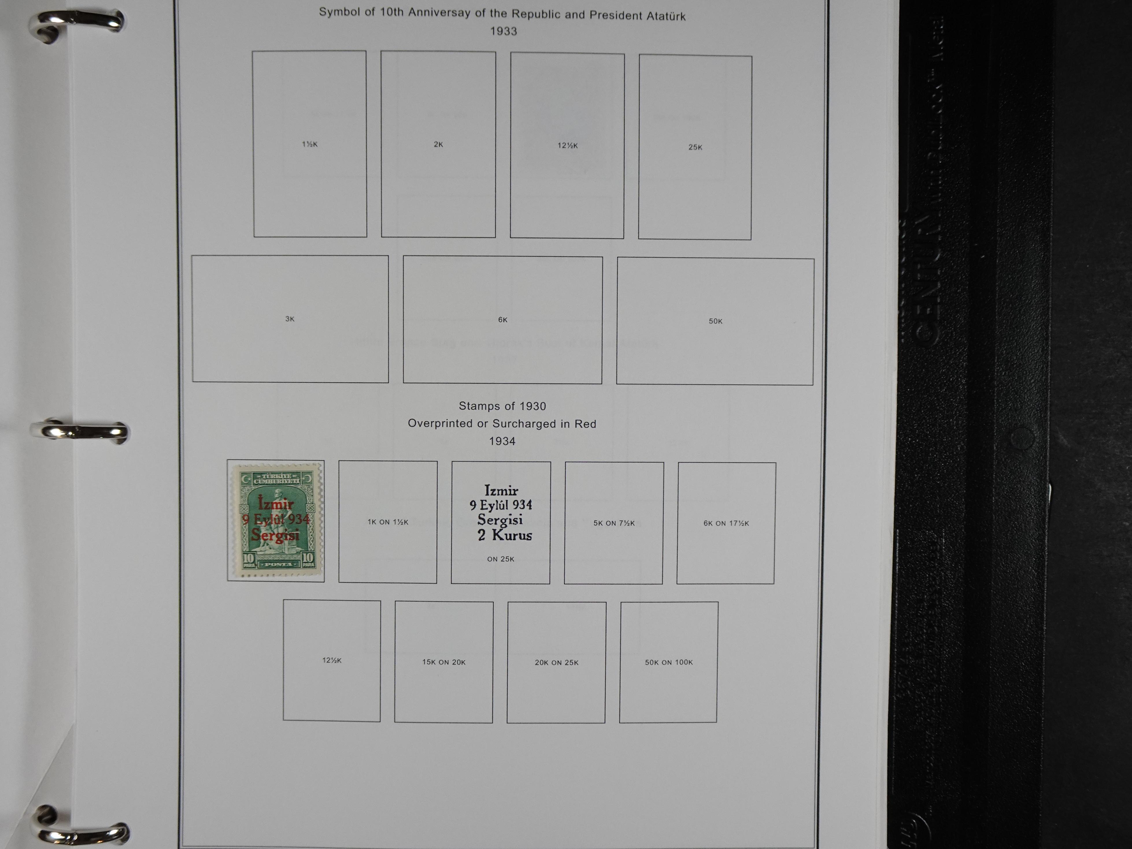 Topcollectie met een enorme waarde onder andere zeer goed postfris Back of the Book ook veel varieteiten etc. vondsten zeer zeker mogelijke. 197