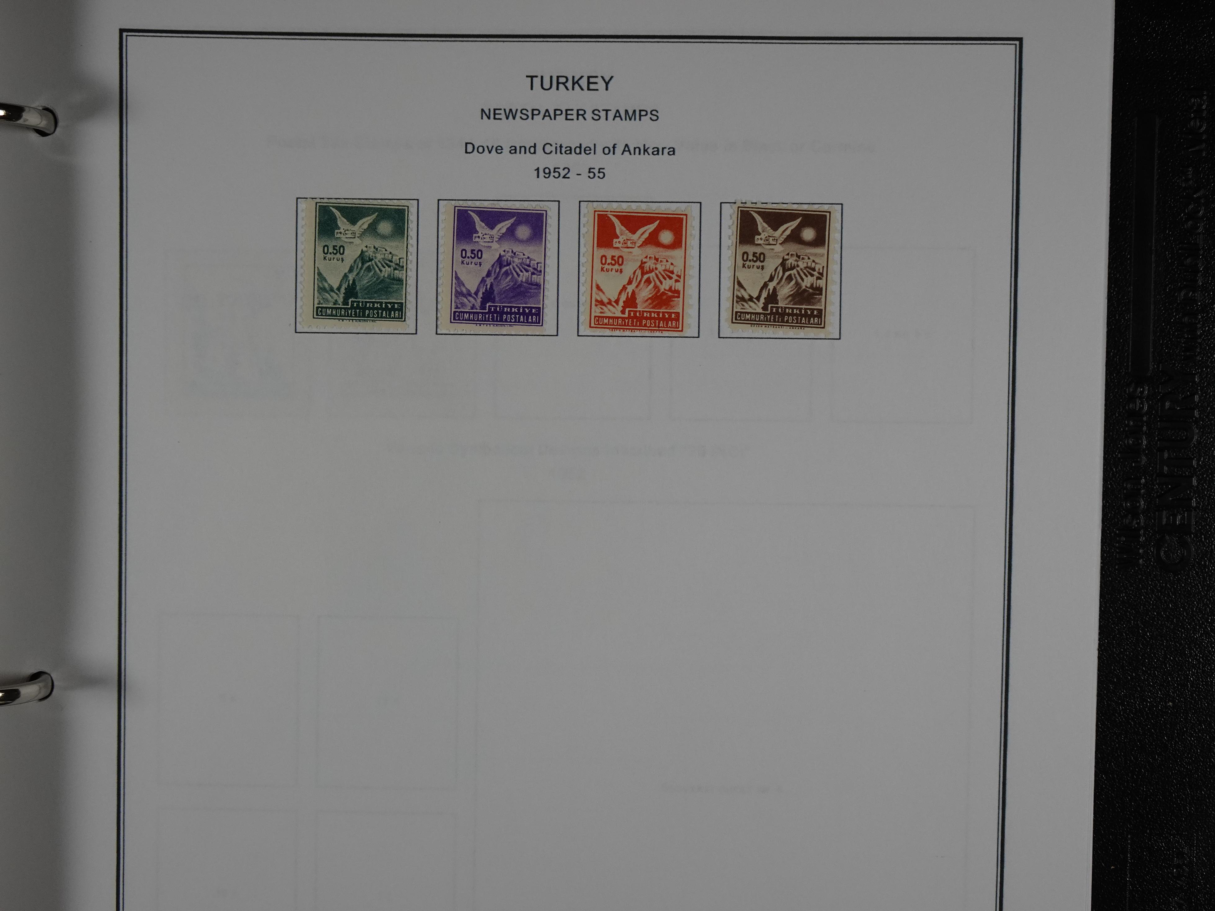 Topcollectie met een enorme waarde onder andere zeer goed postfris Back of the Book ook veel varieteiten etc. vondsten zeer zeker mogelijke. 274