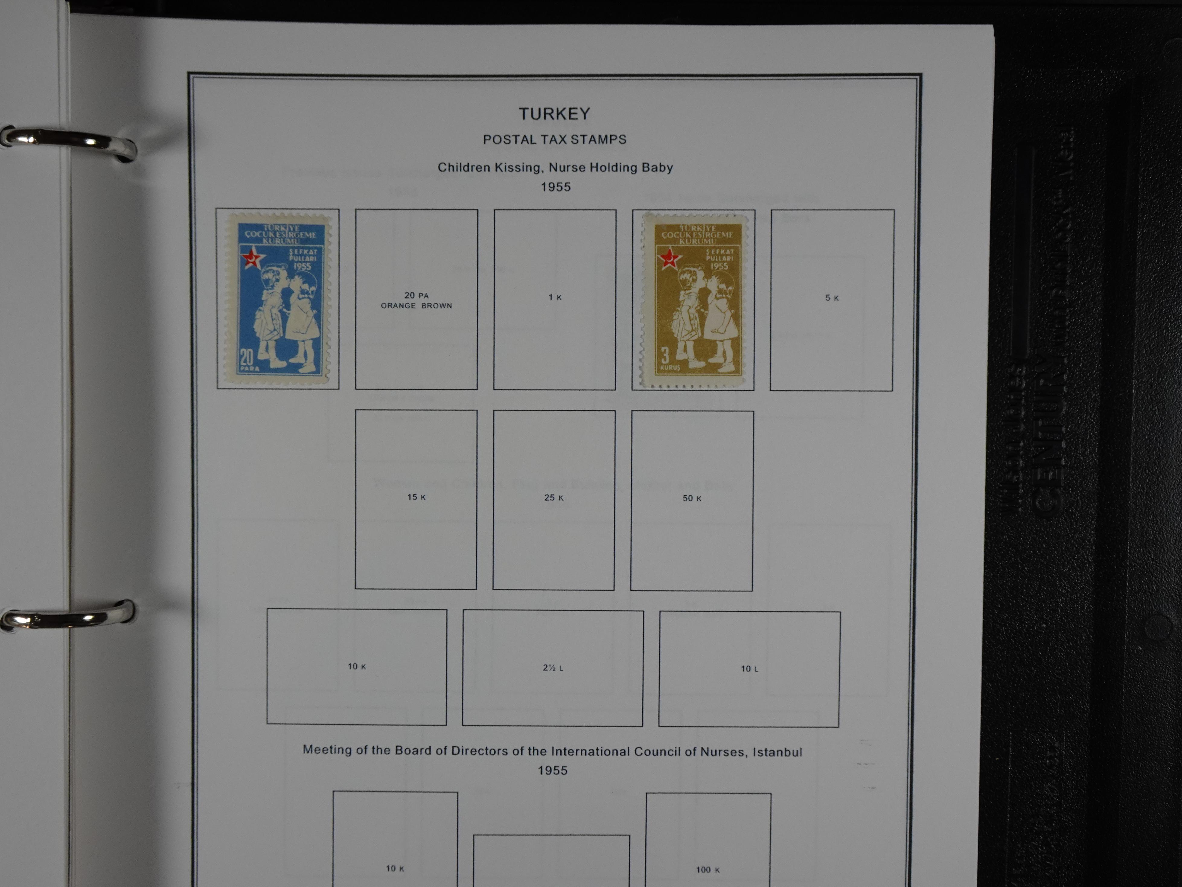 Topcollectie met een enorme waarde onder andere zeer goed postfris Back of the Book ook veel varieteiten etc. vondsten zeer zeker mogelijke. 277