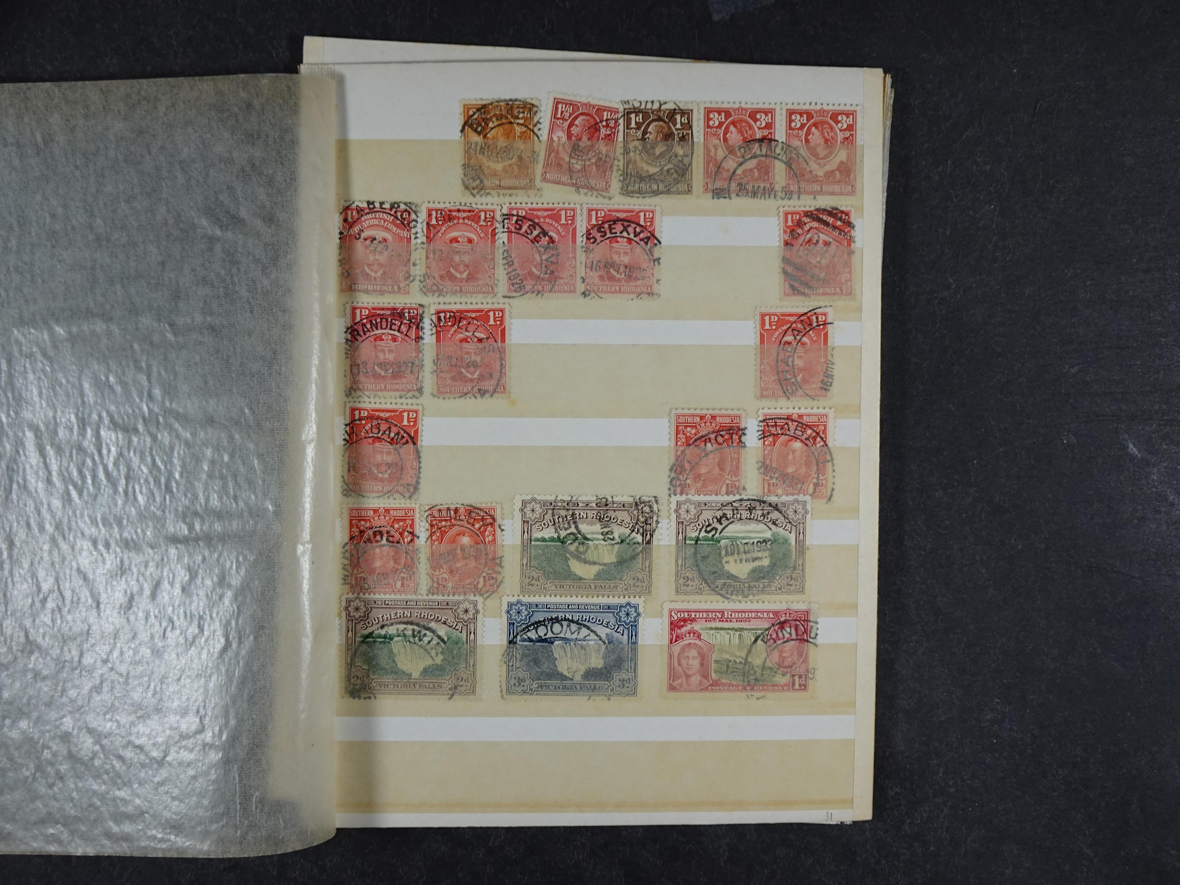 Geweldig uitzoek doos met zeer fraai materiaal van onder andere Zanzibar, Tanganyiga, stempels en geweldig hoge cat waarde. 4