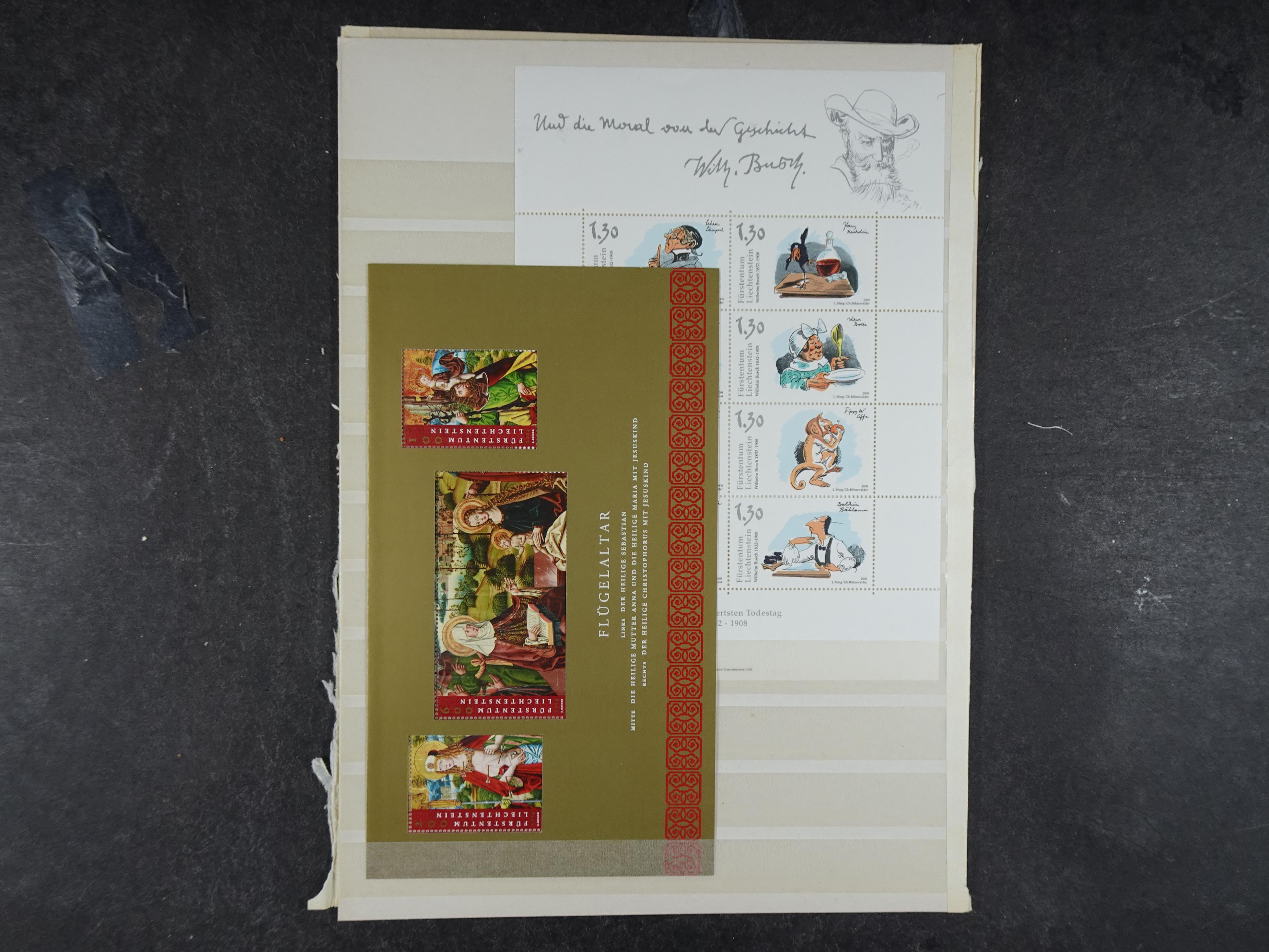 Prachtige partij Liechtenstein postfris waar onder veel blokken en vellen, zeer hoge face value mooi materiaal. 15