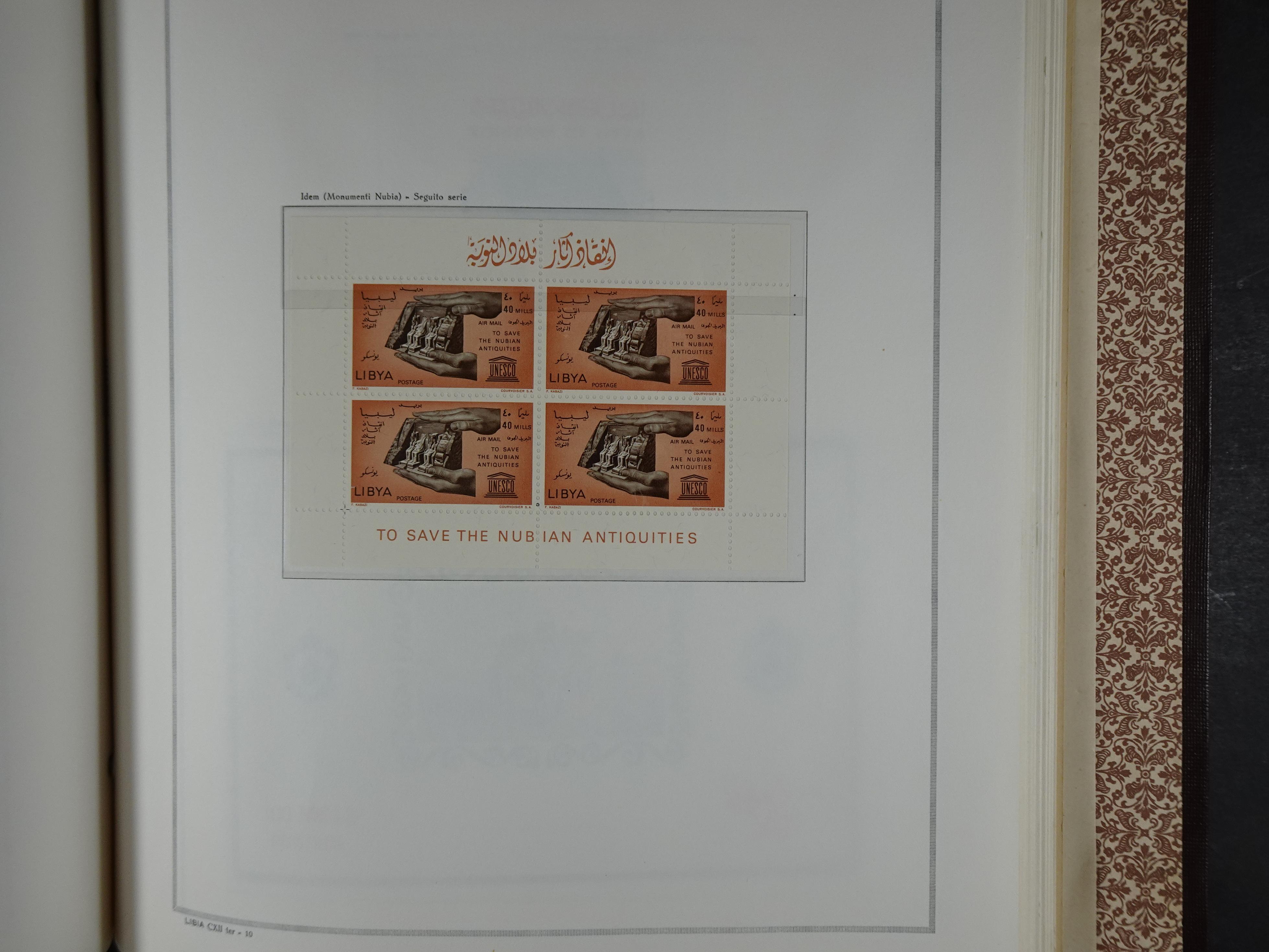 Bijna compleet verzameling Libië en Somalië vrijwel geheel postfris waar onder betere series erg schaars materiaal.  57