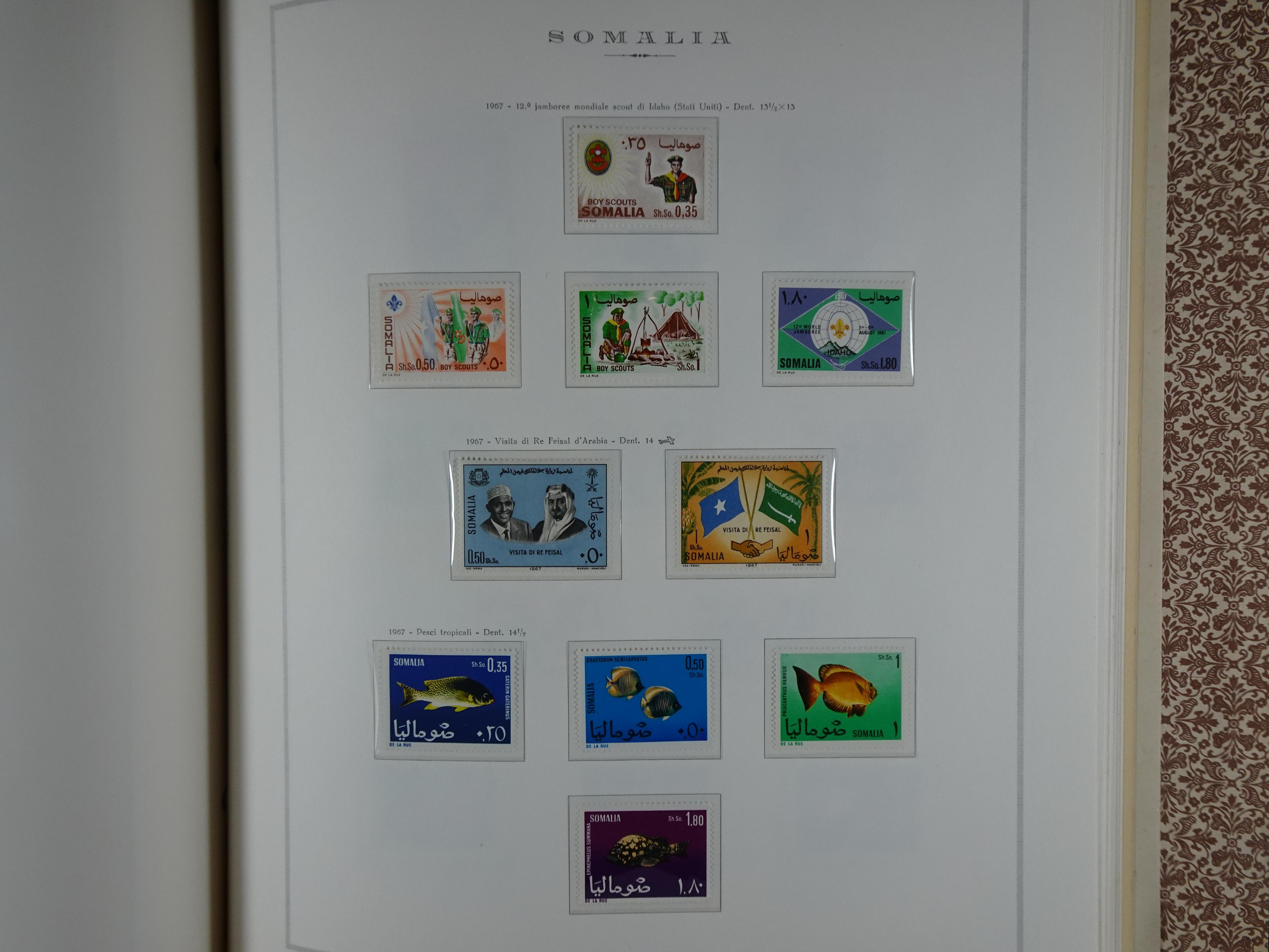 Bijna compleet verzameling Libië en Somalië vrijwel geheel postfris waar onder betere series erg schaars materiaal.  94