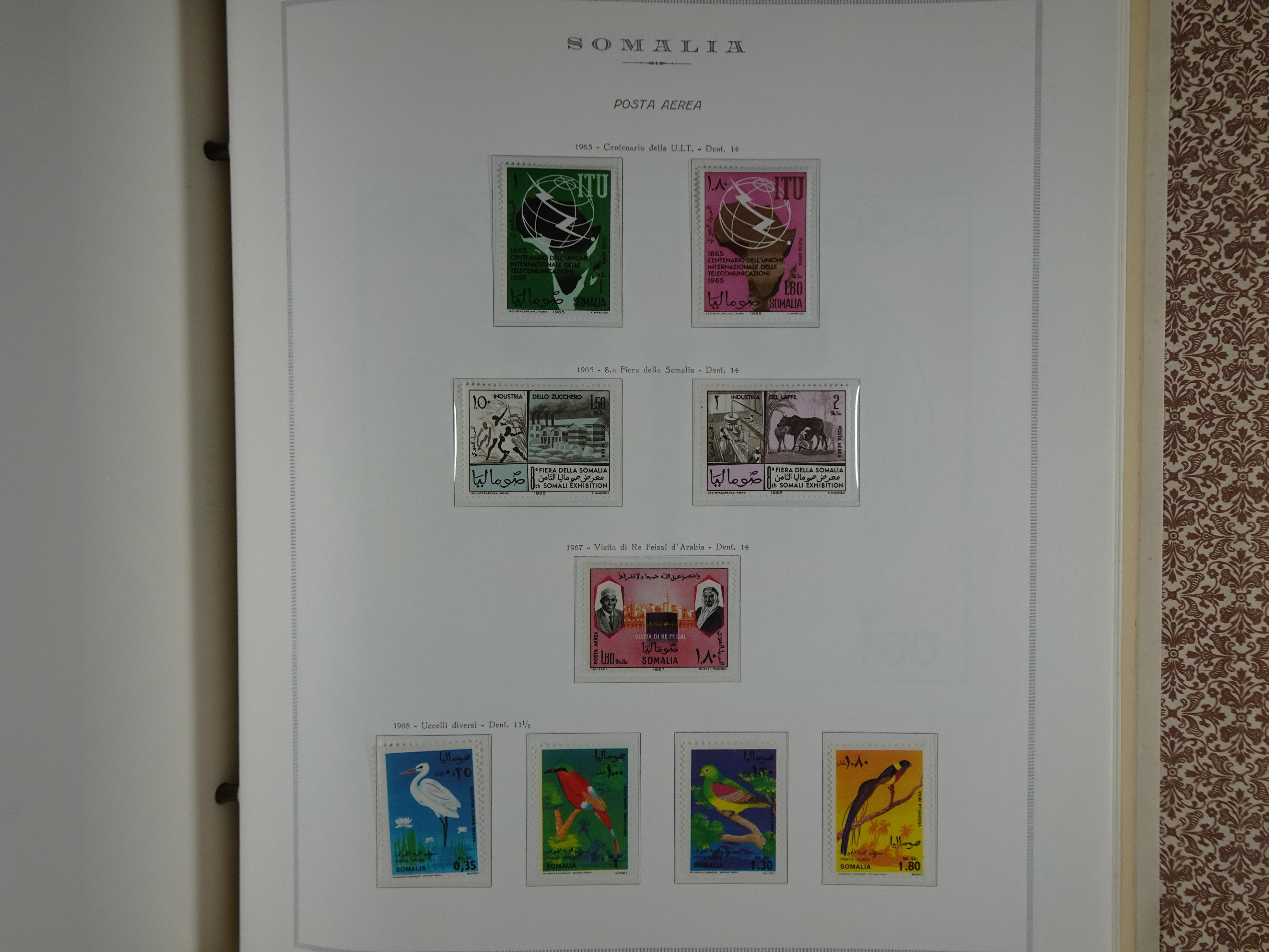 Bijna compleet verzameling Libië en Somalië vrijwel geheel postfris waar onder betere series erg schaars materiaal.  113