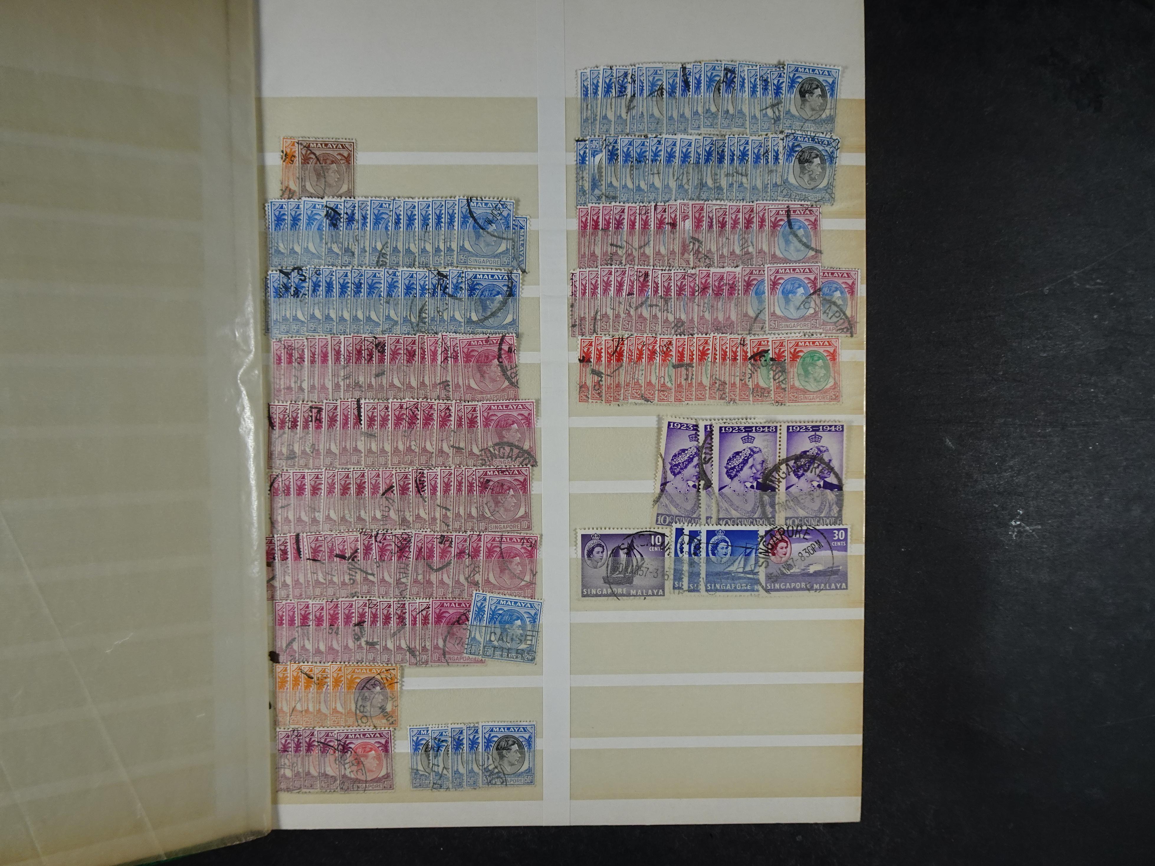 Goed gevulde stockboek wereld, veel Britse gebieden ( klassiek ) betere zegels en aardige stempel materiaal.  2