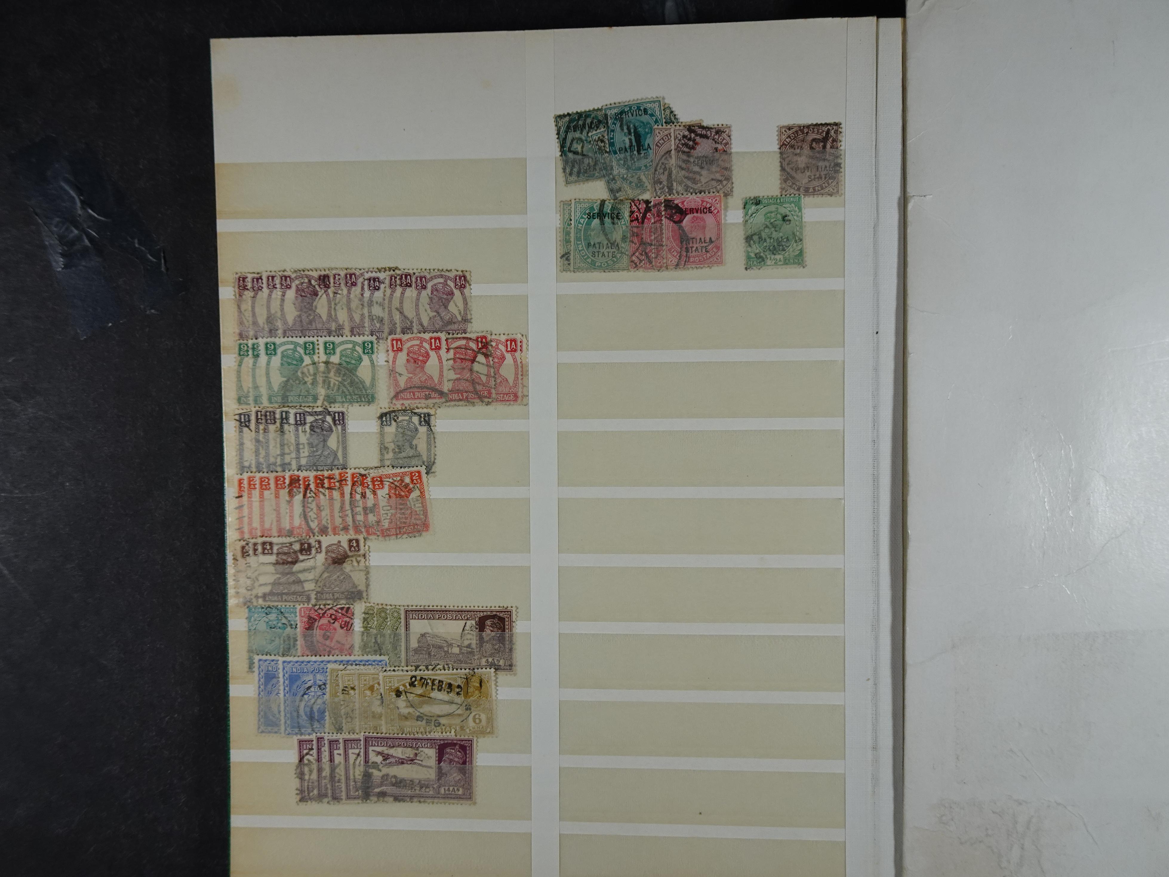 Goed gevulde stockboek wereld, veel Britse gebieden ( klassiek ) betere zegels en aardige stempel materiaal.  10