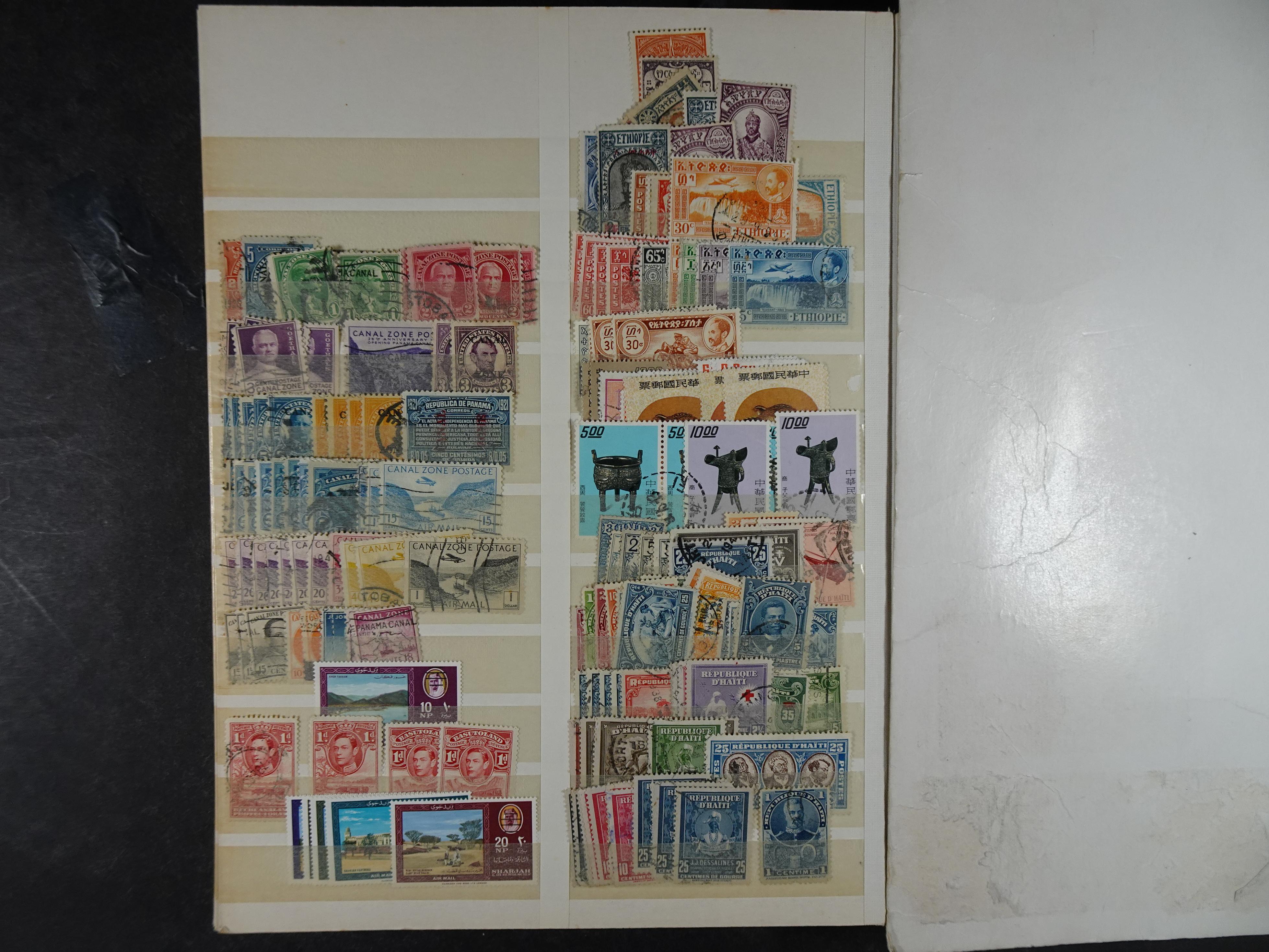 Goed gevulde stockboek wereld, veel Britse gebieden ( klassiek ) betere zegels en aardige stempel materiaal.  27