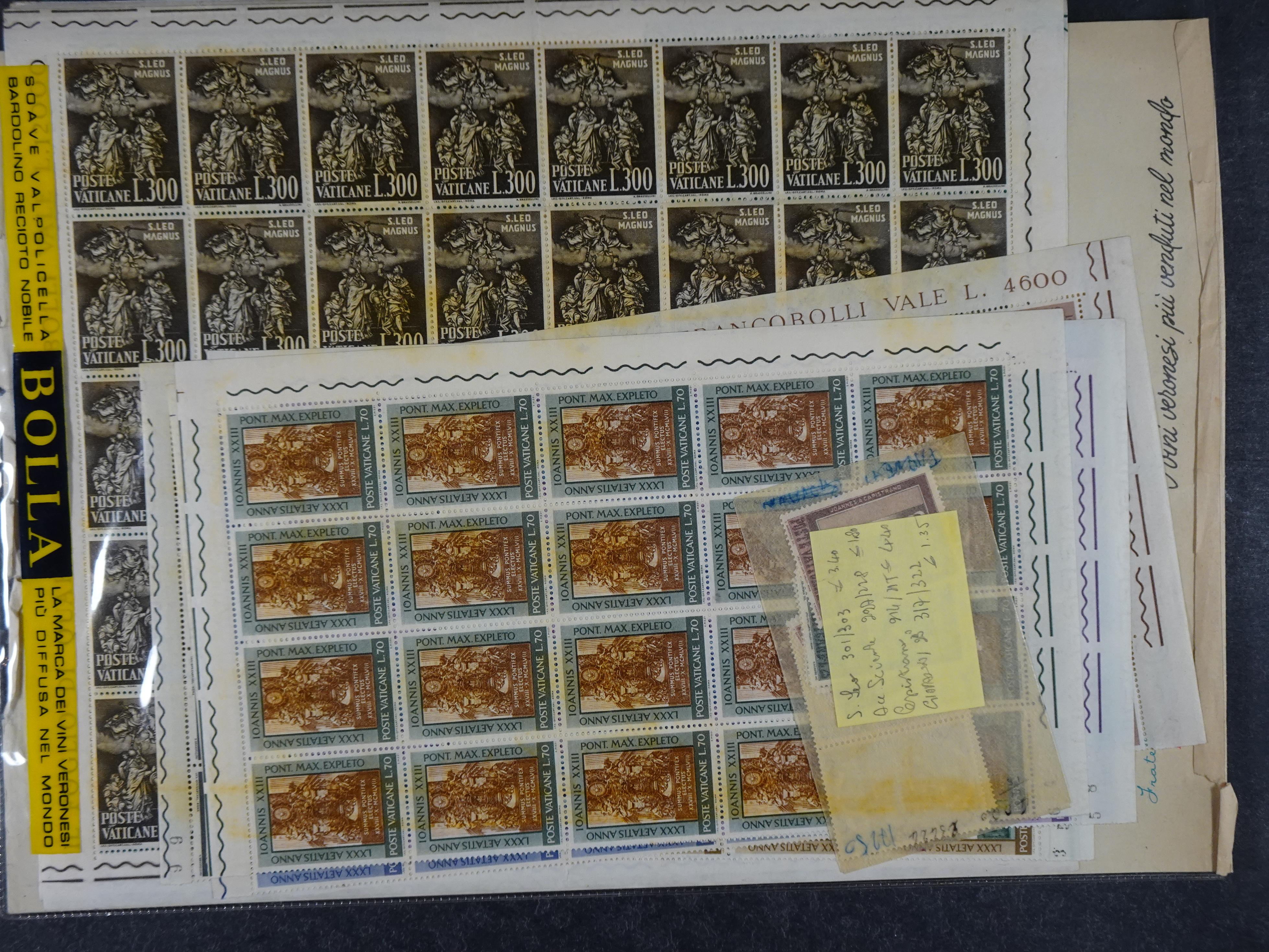 Giga partij postfris materiaal engros materiaal, vellen, veldelen etc. Zeer hoge cat waarde. 39