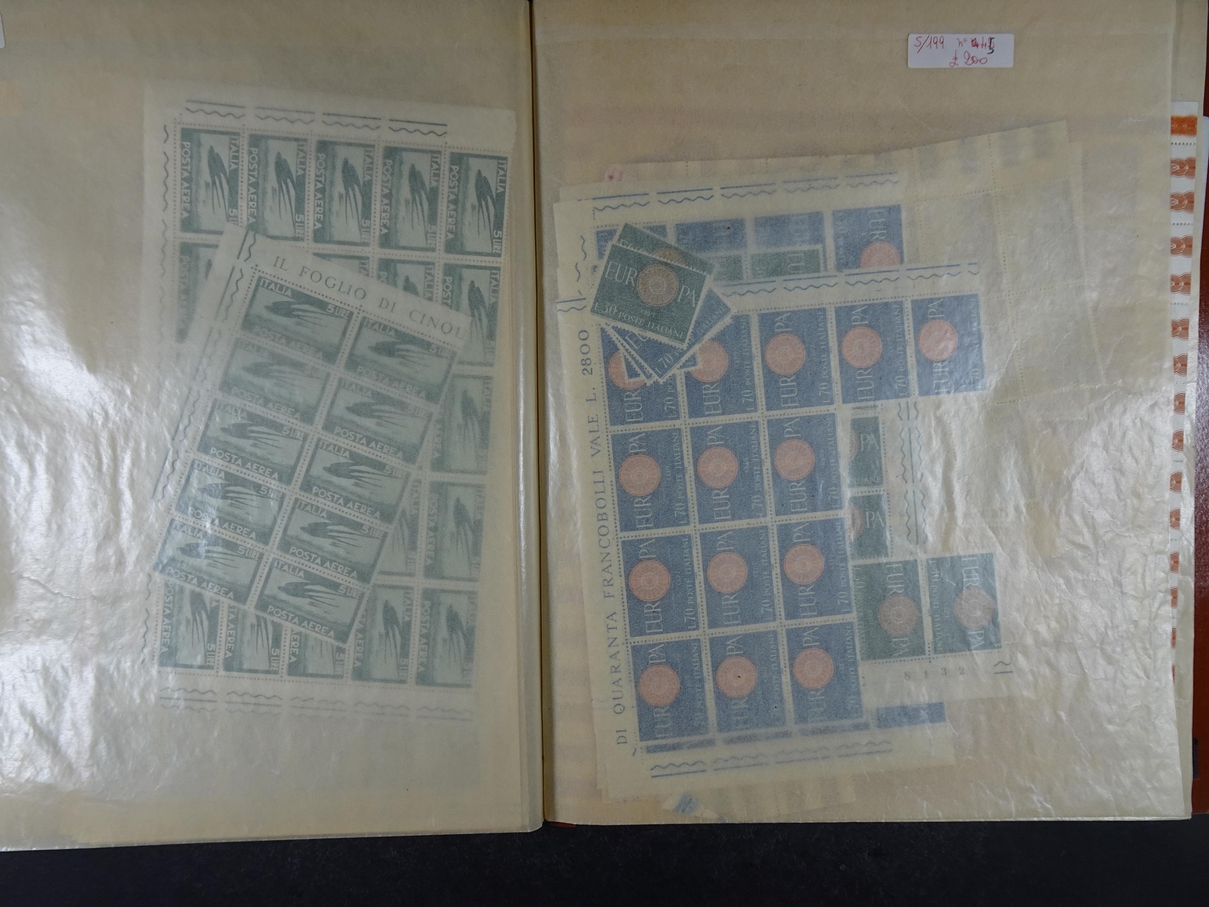 Giga partij postfris materiaal engros materiaal, vellen, veldelen etc. Zeer hoge cat waarde. 43