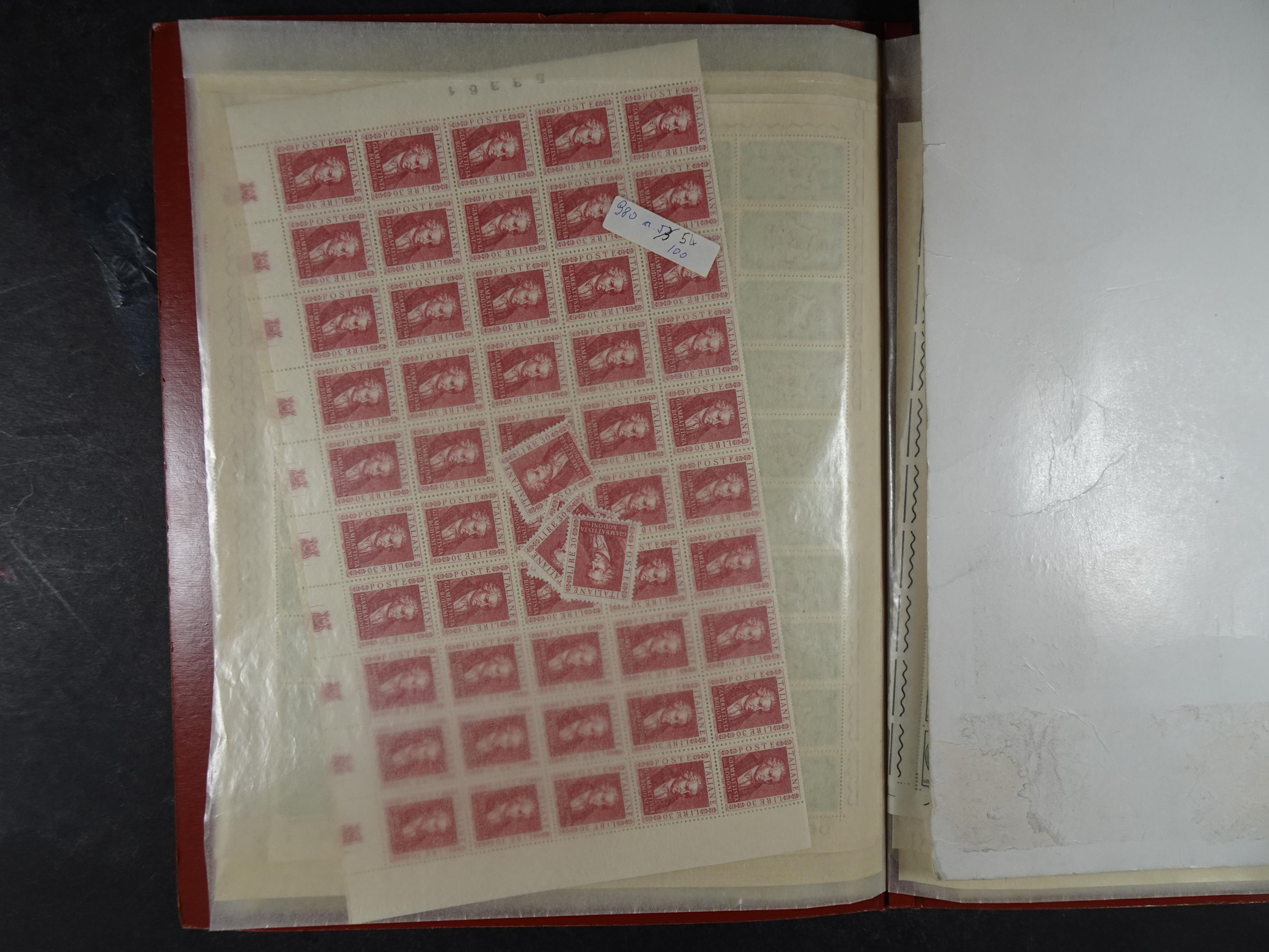 Giga partij postfris materiaal engros materiaal, vellen, veldelen etc. Zeer hoge cat waarde. 54