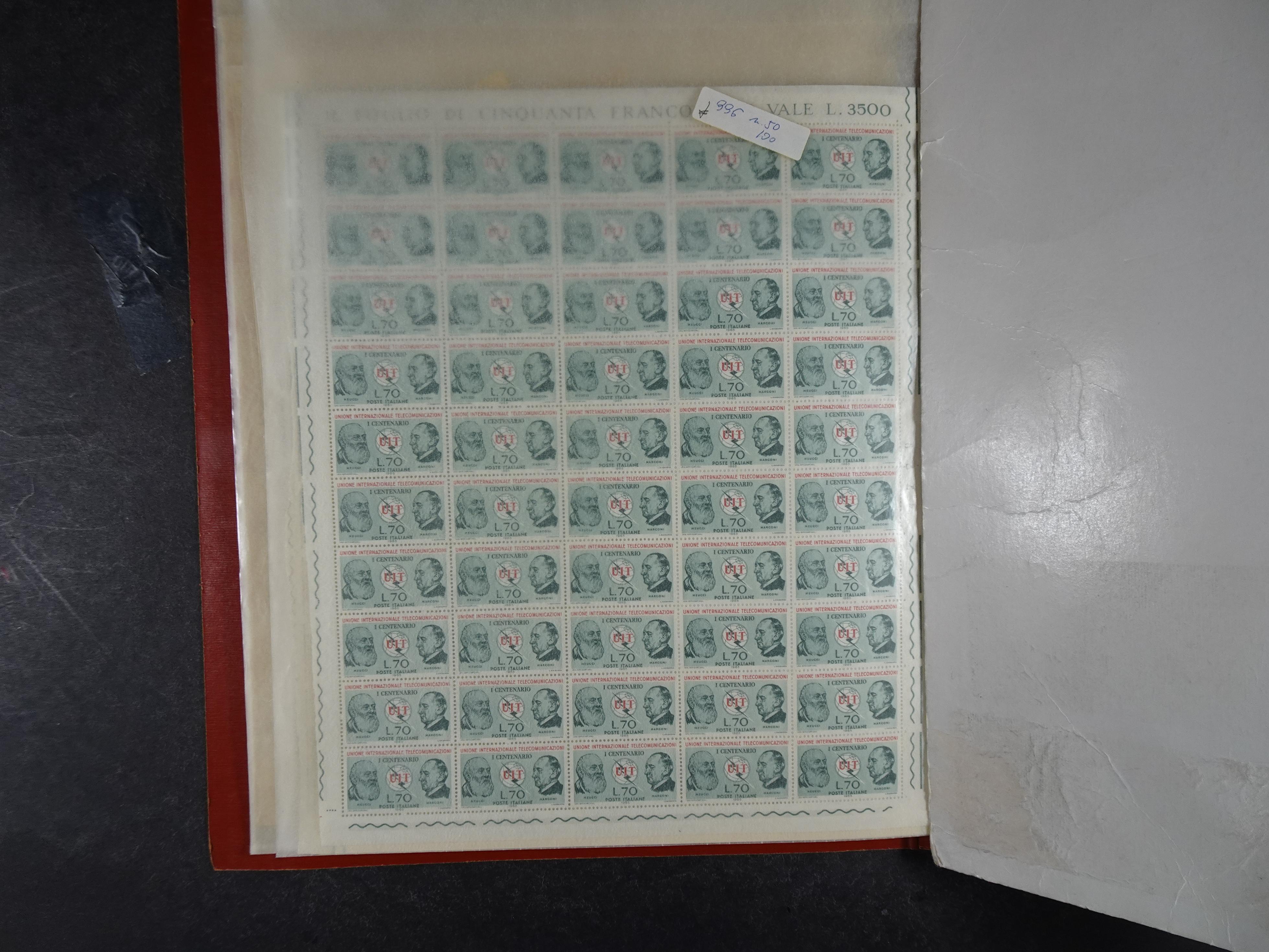 Giga partij postfris materiaal engros materiaal, vellen, veldelen etc. Zeer hoge cat waarde. 59