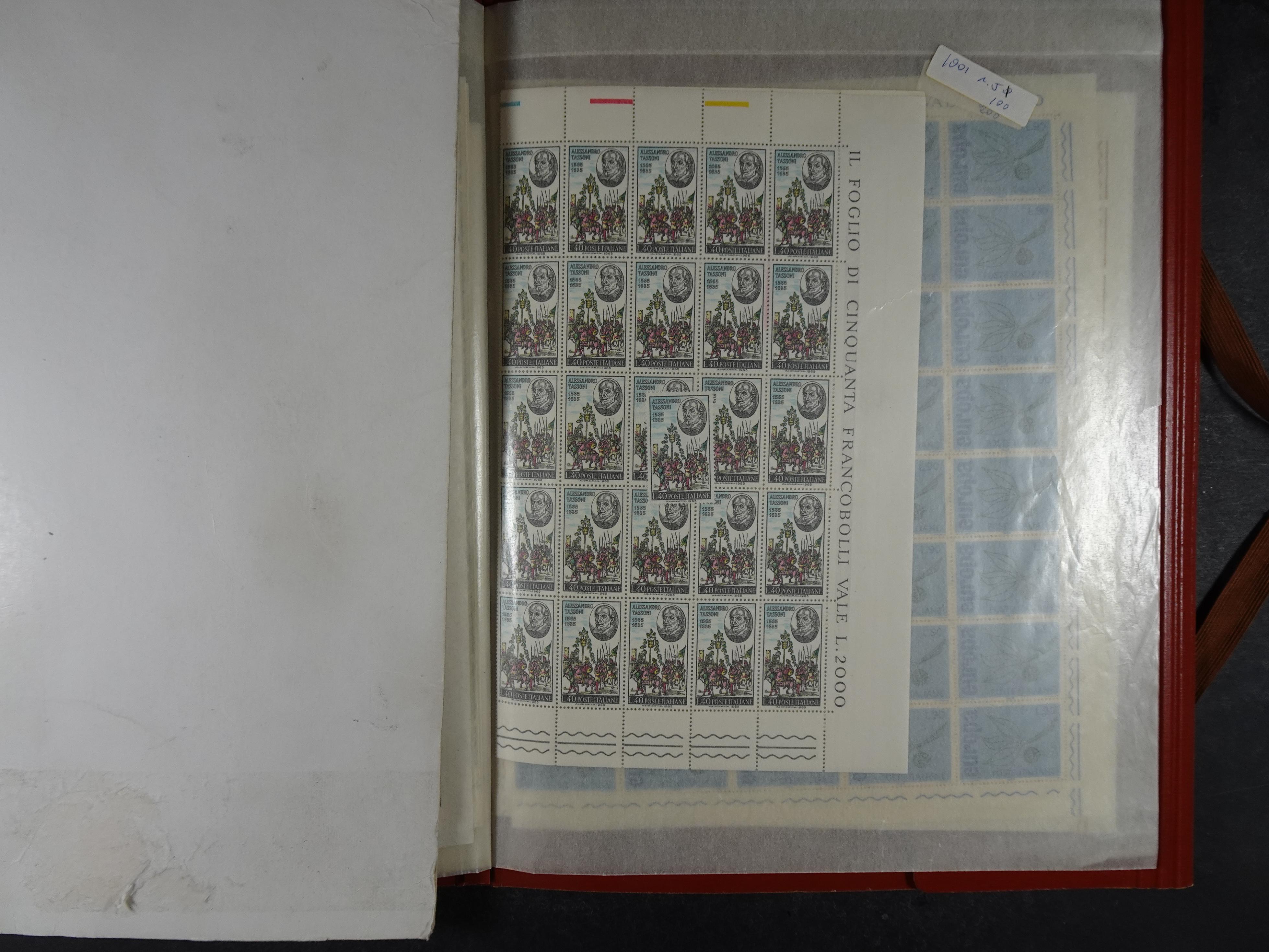 Giga partij postfris materiaal engros materiaal, vellen, veldelen etc. Zeer hoge cat waarde. 62