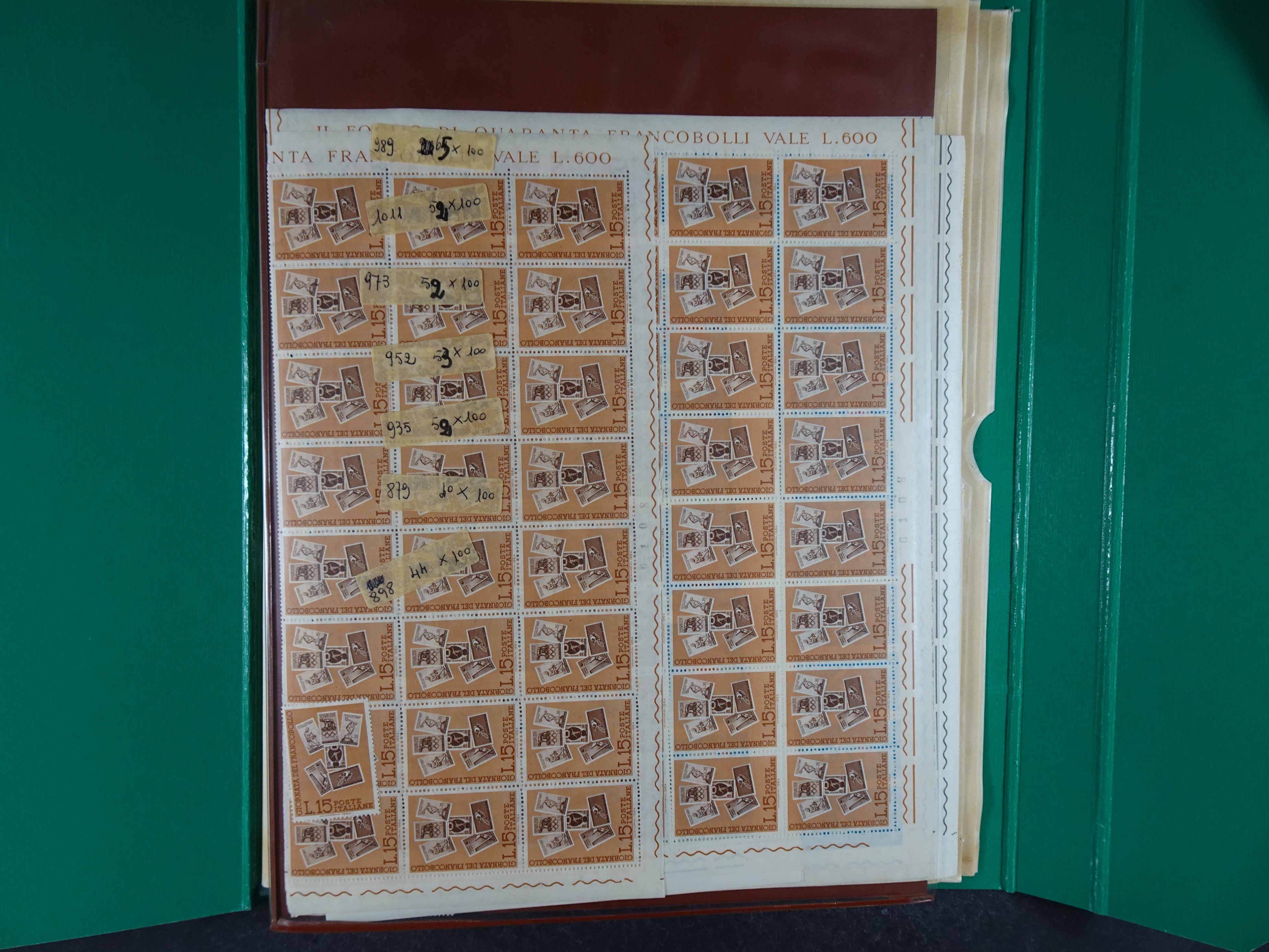 Giga partij postfris materiaal engros materiaal, vellen, veldelen etc. Zeer hoge cat waarde. 65