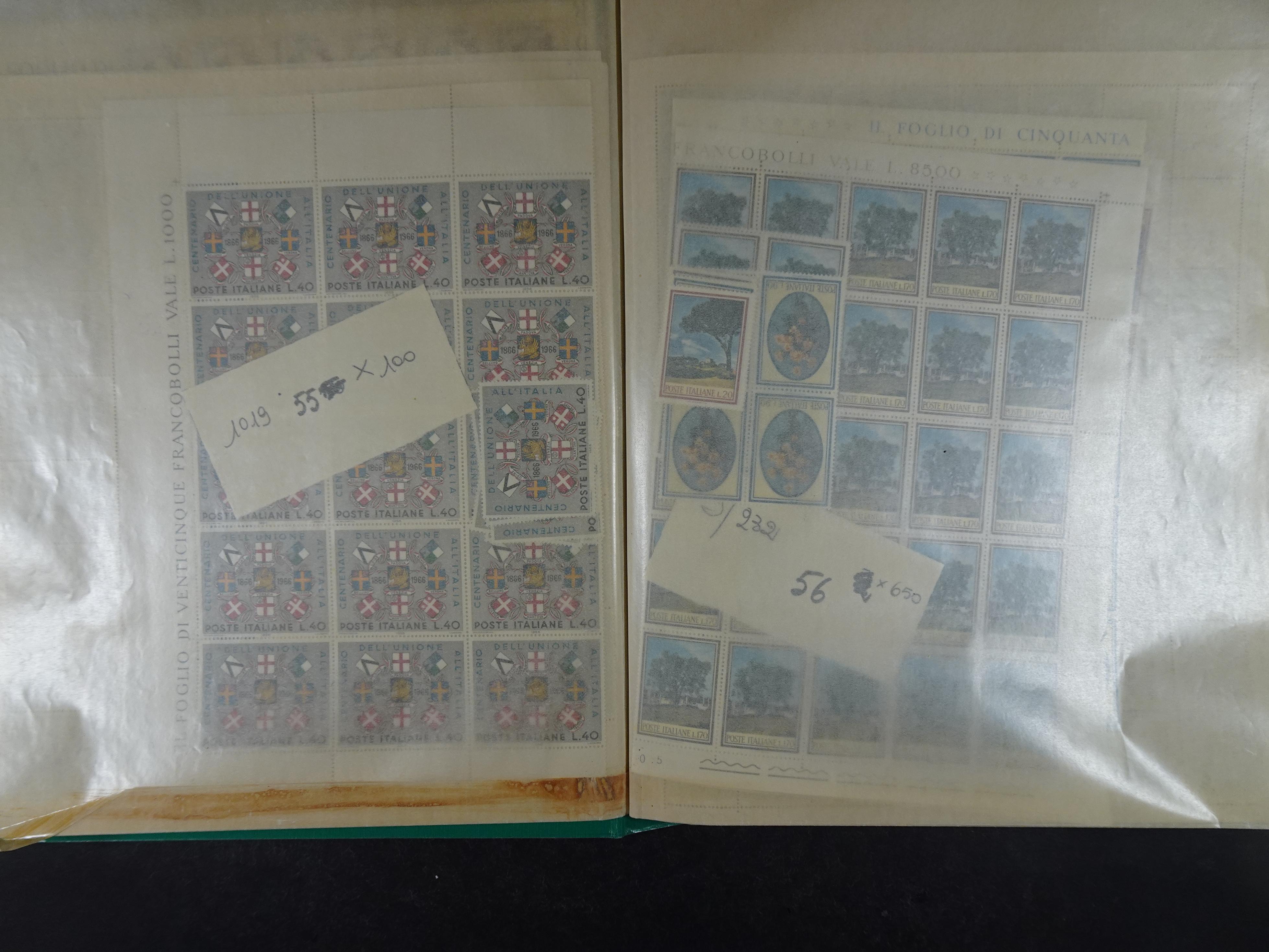 Giga partij postfris materiaal engros materiaal, vellen, veldelen etc. Zeer hoge cat waarde. 69