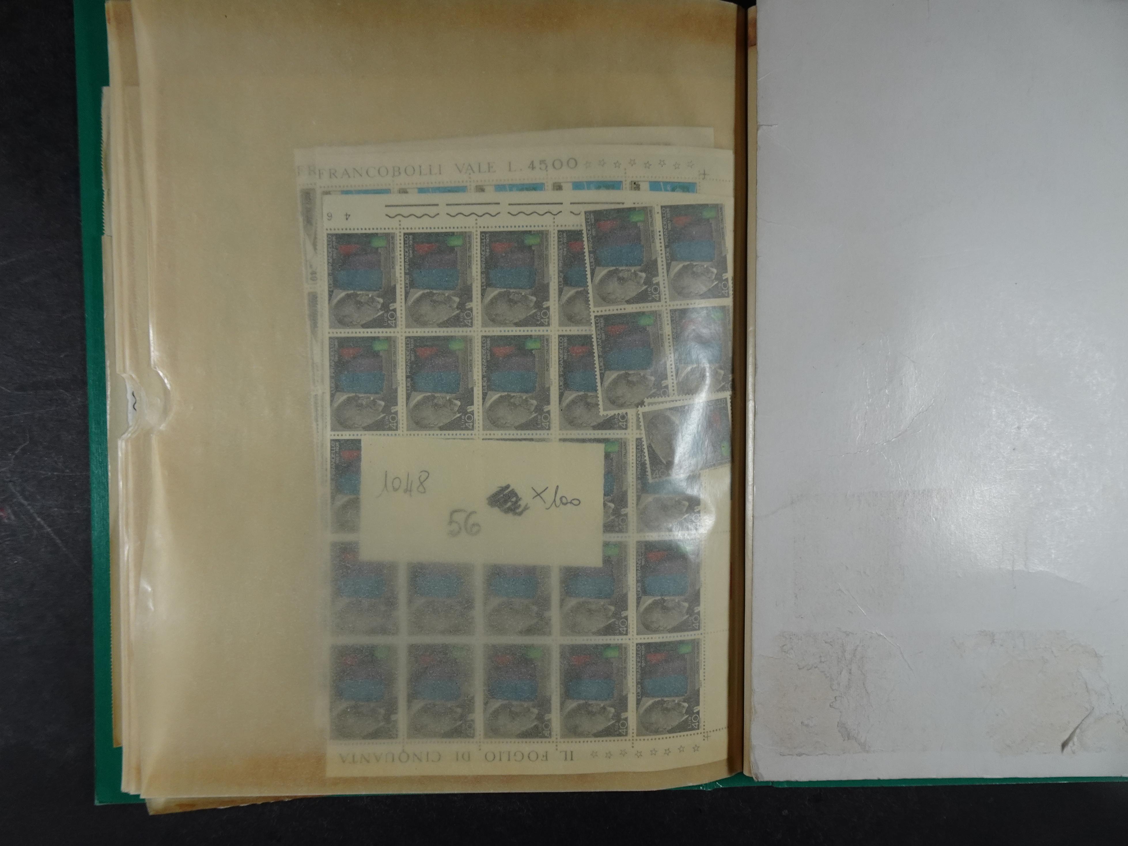 Giga partij postfris materiaal engros materiaal, vellen, veldelen etc. Zeer hoge cat waarde. 85