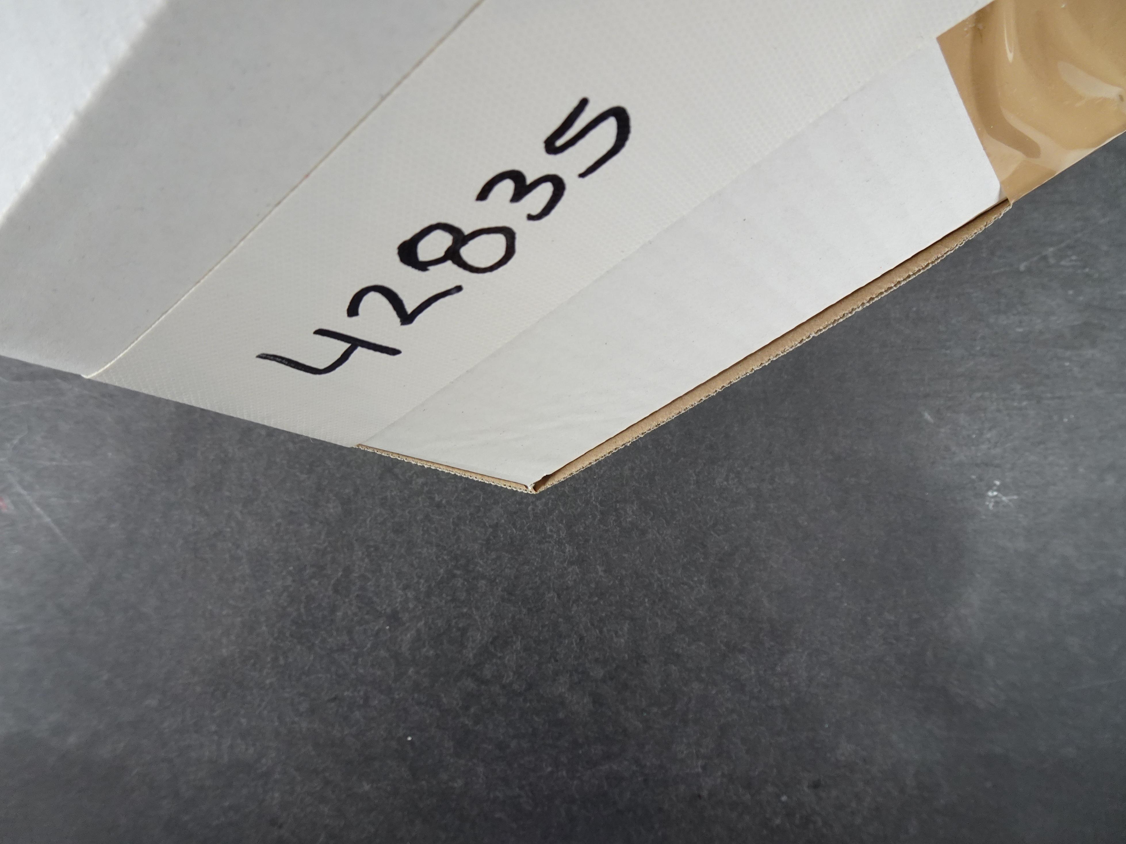 Giga partij postfris materiaal engros materiaal, vellen, veldelen etc. Zeer hoge cat waarde. 98