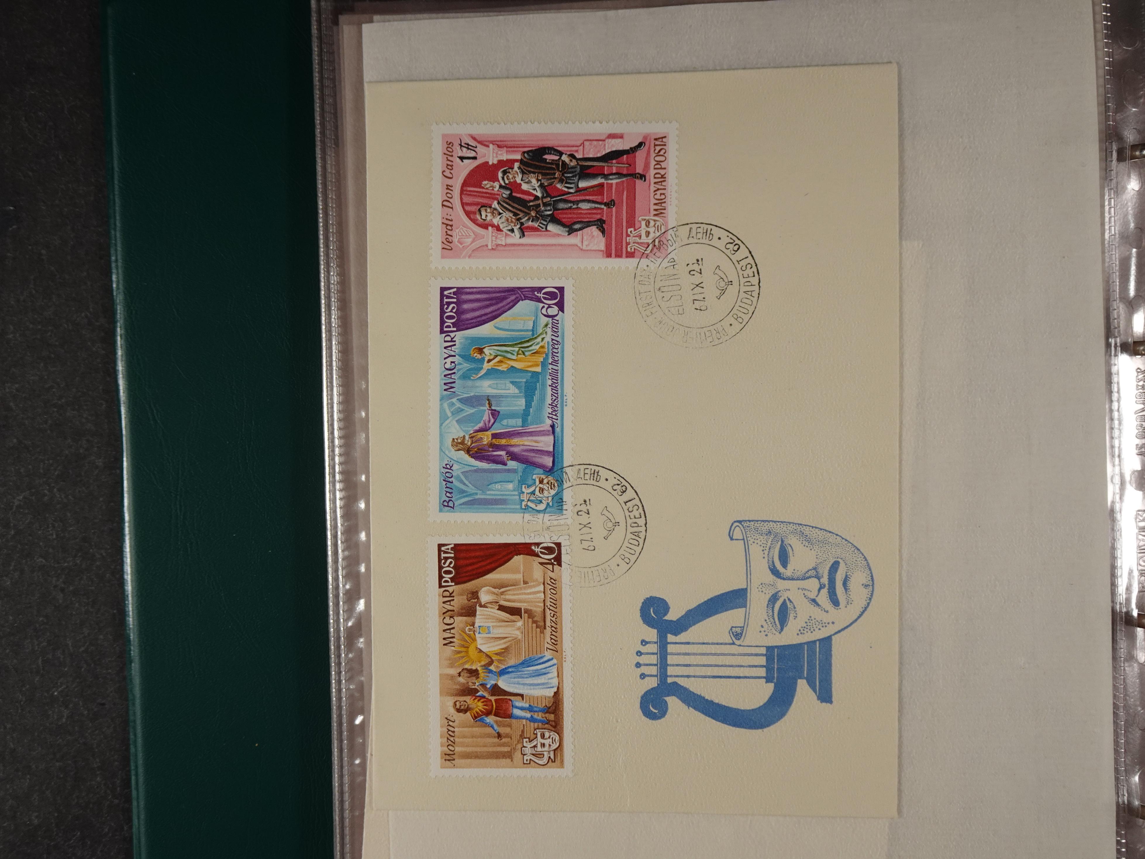 Doos postfrisse materiaal. 
Enorme hoeveelheid onder andere Joegoslavië. Liechtenstein. Etc.
Koopje. 30