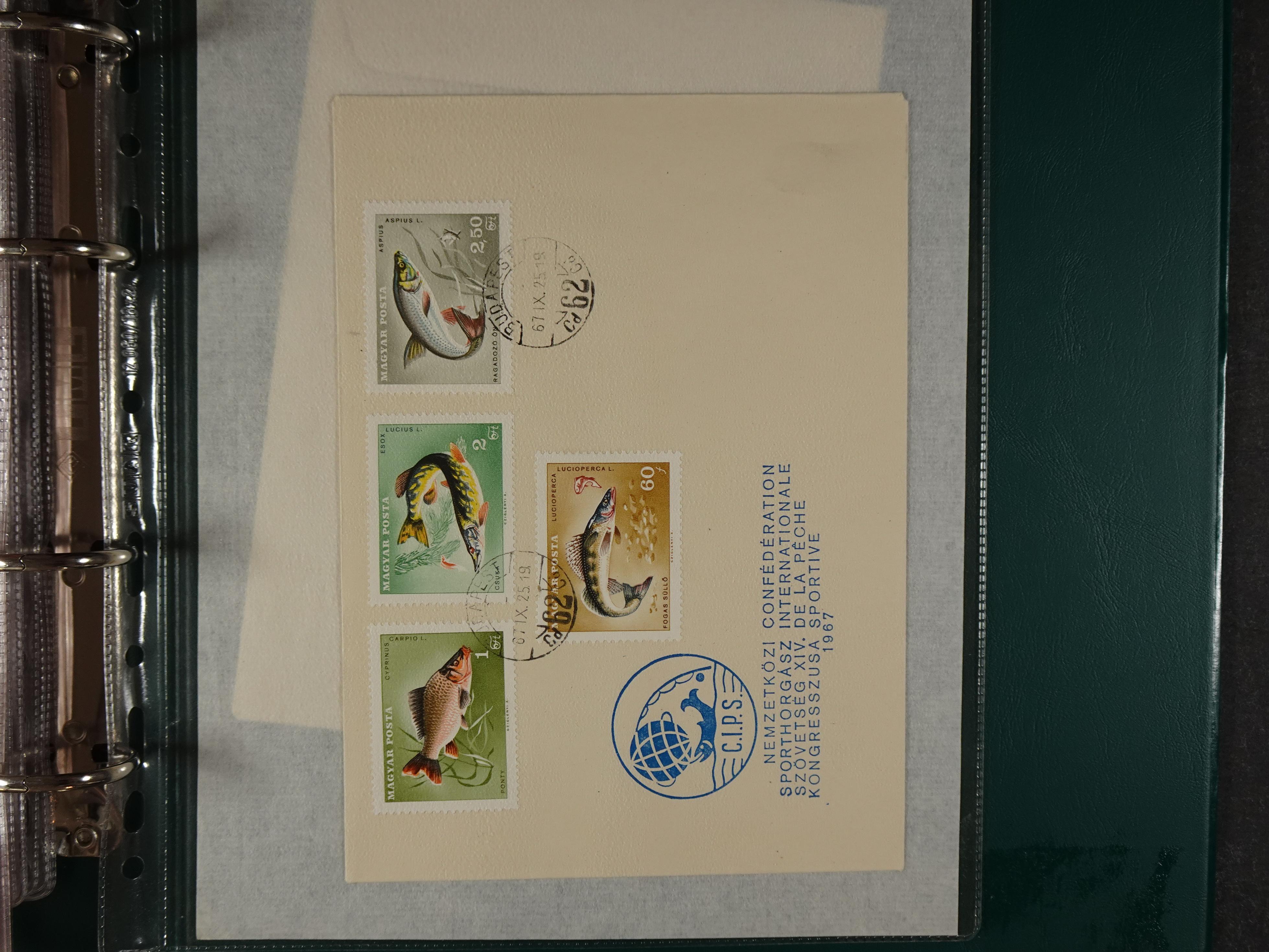 Doos postfrisse materiaal. 
Enorme hoeveelheid onder andere Joegoslavië. Liechtenstein. Etc.
Koopje. 31