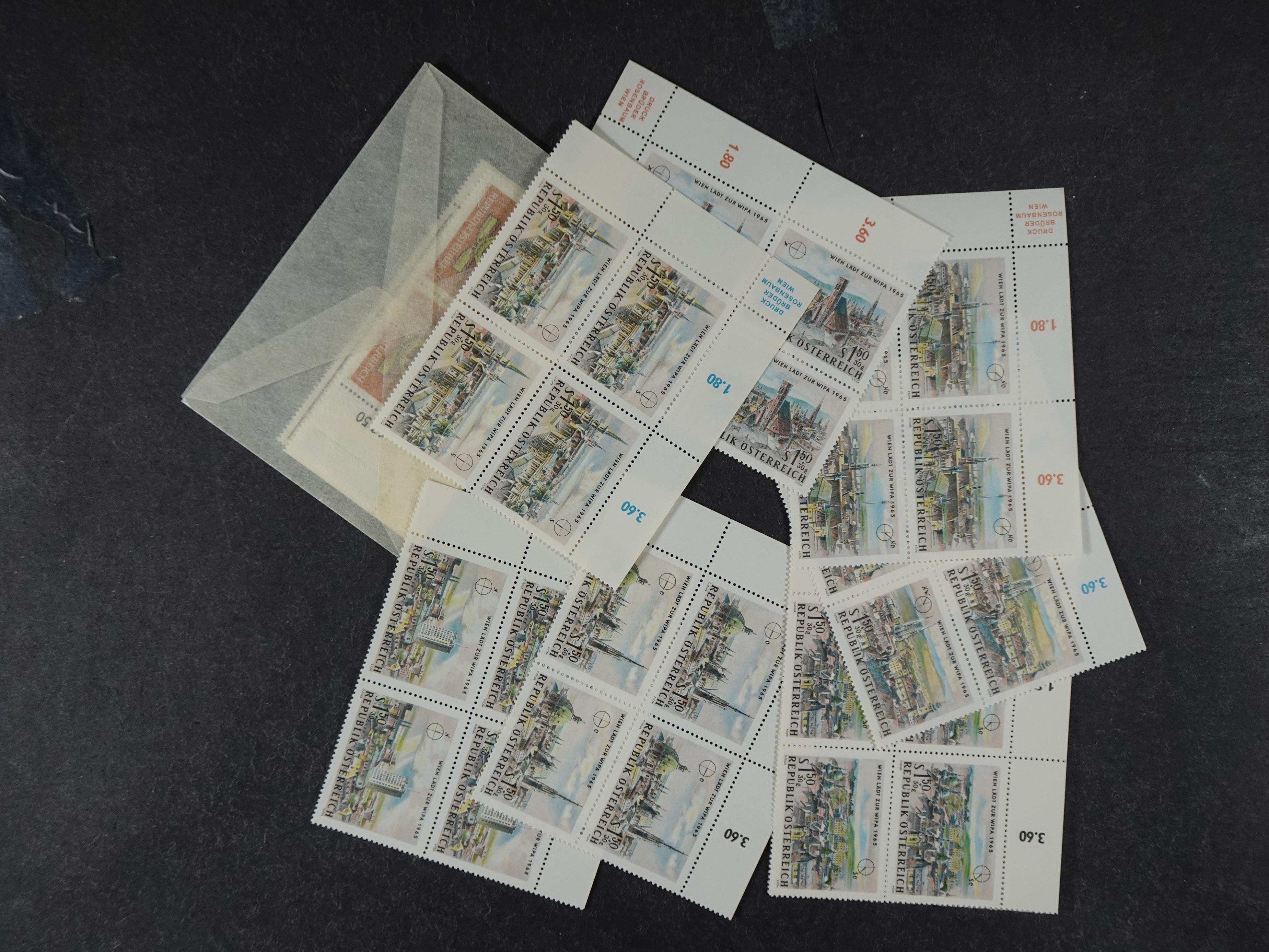 Doos postfrisse materiaal. 
Enorme hoeveelheid onder andere Joegoslavië. Liechtenstein. Etc.
Koopje. 61