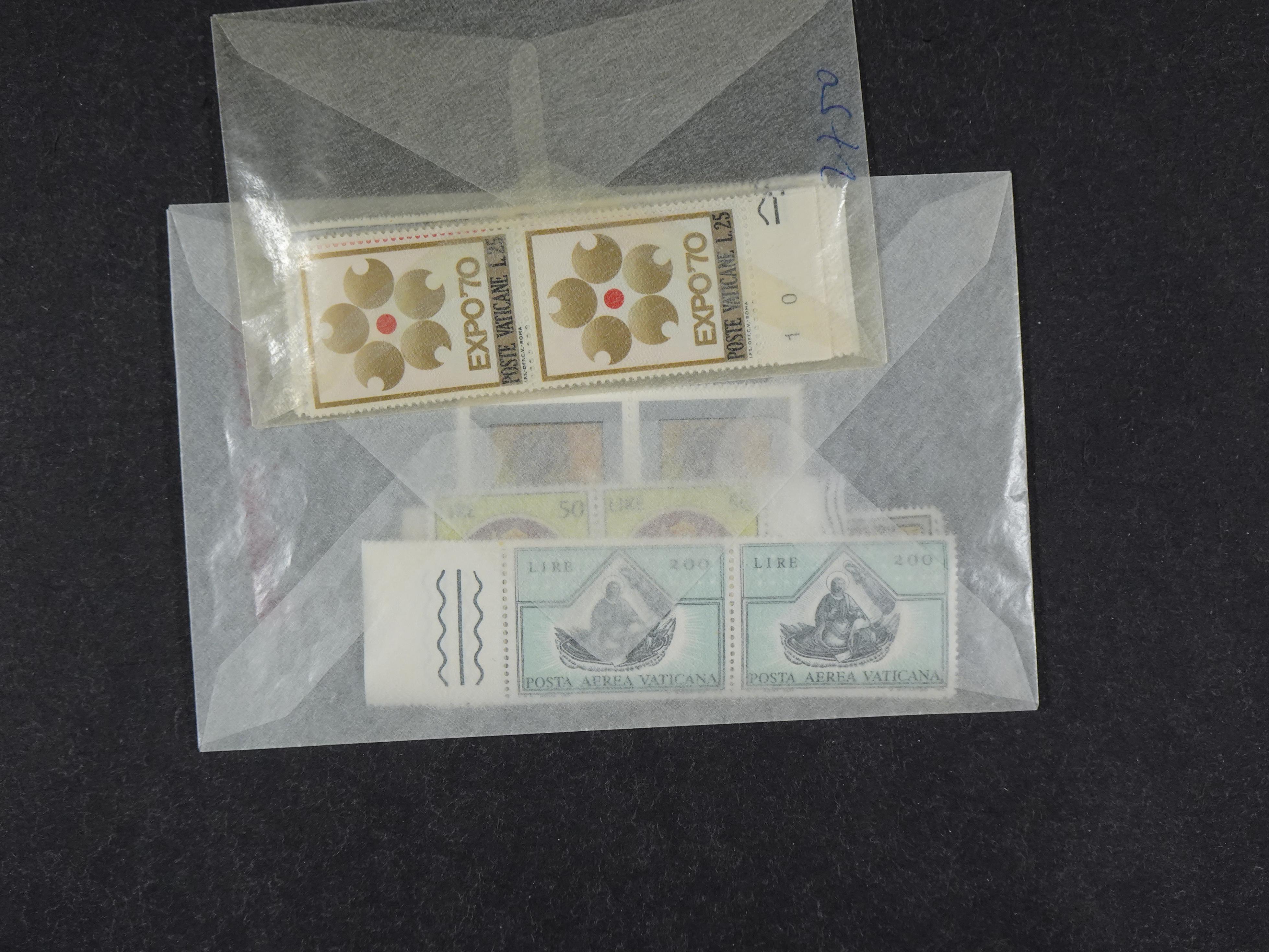 Doos postfrisse materiaal. 
Enorme hoeveelheid onder andere Joegoslavië. Liechtenstein. Etc.
Koopje. 91