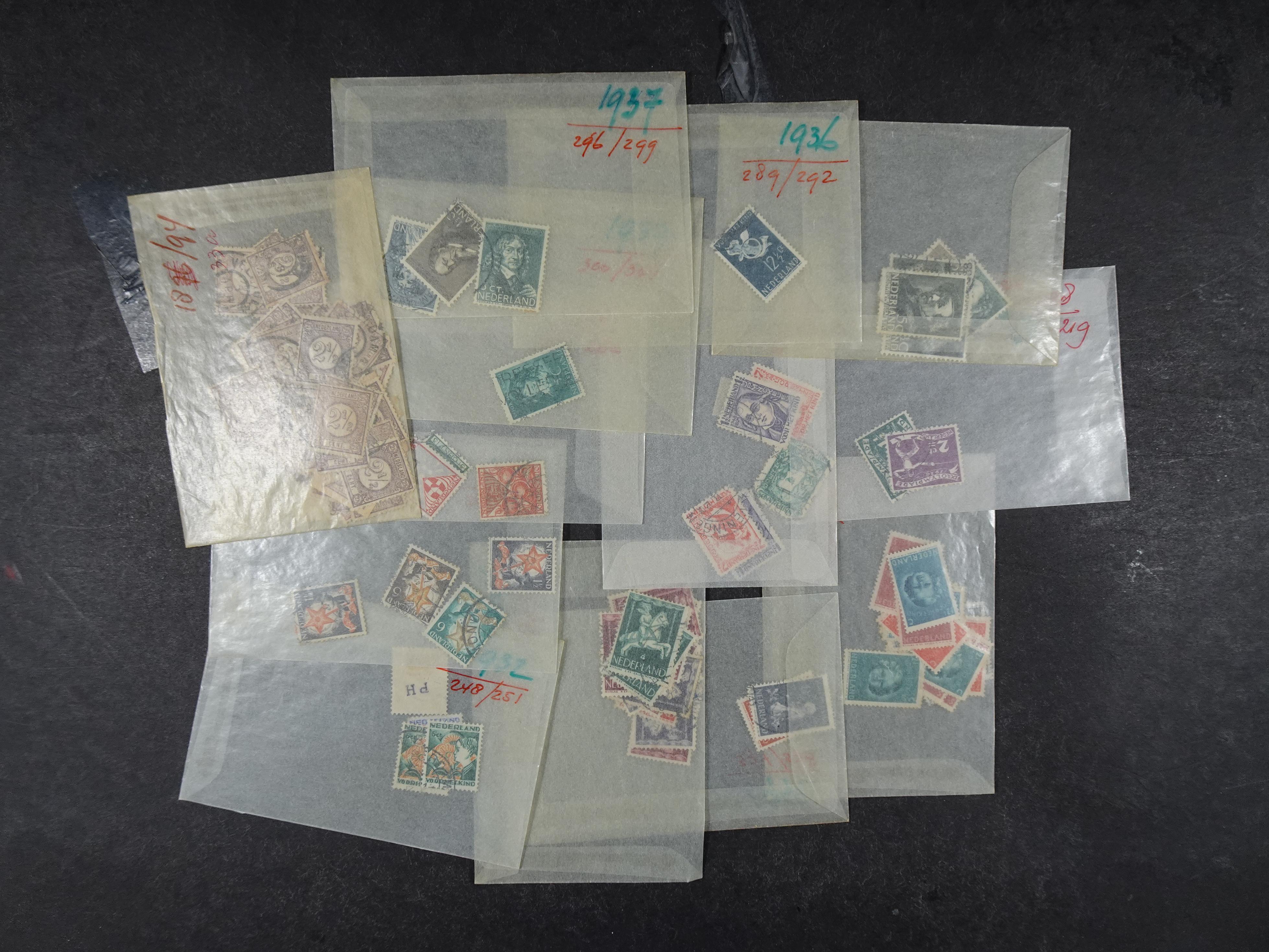 Leuke uitzoekpartij in zakjes.
Veel materiaal 23