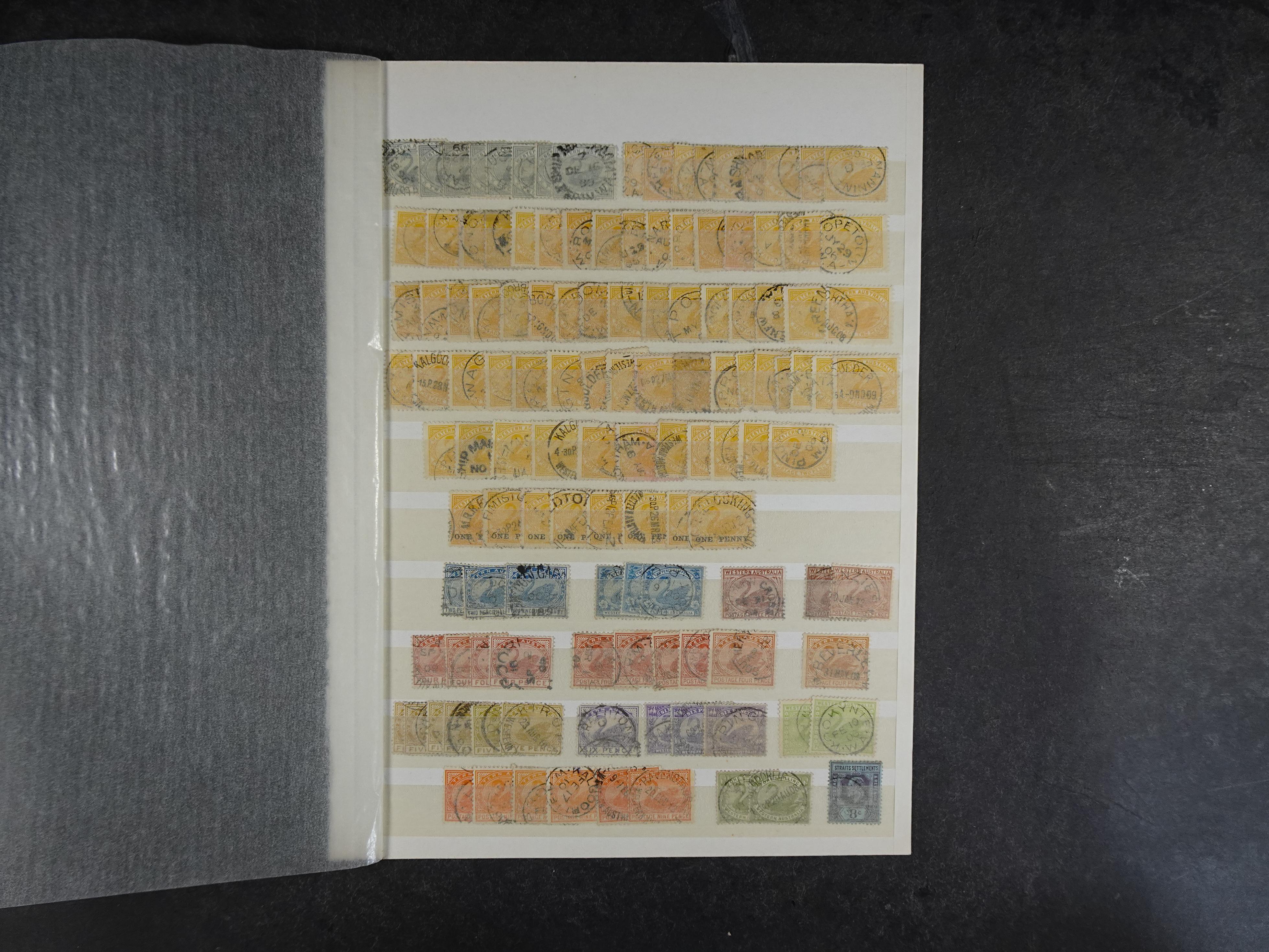 Prachtige collectie div, deels Australische staten waar onder beter materiaal en sommige prachtige stempels.
Zeer bijzonder. 35