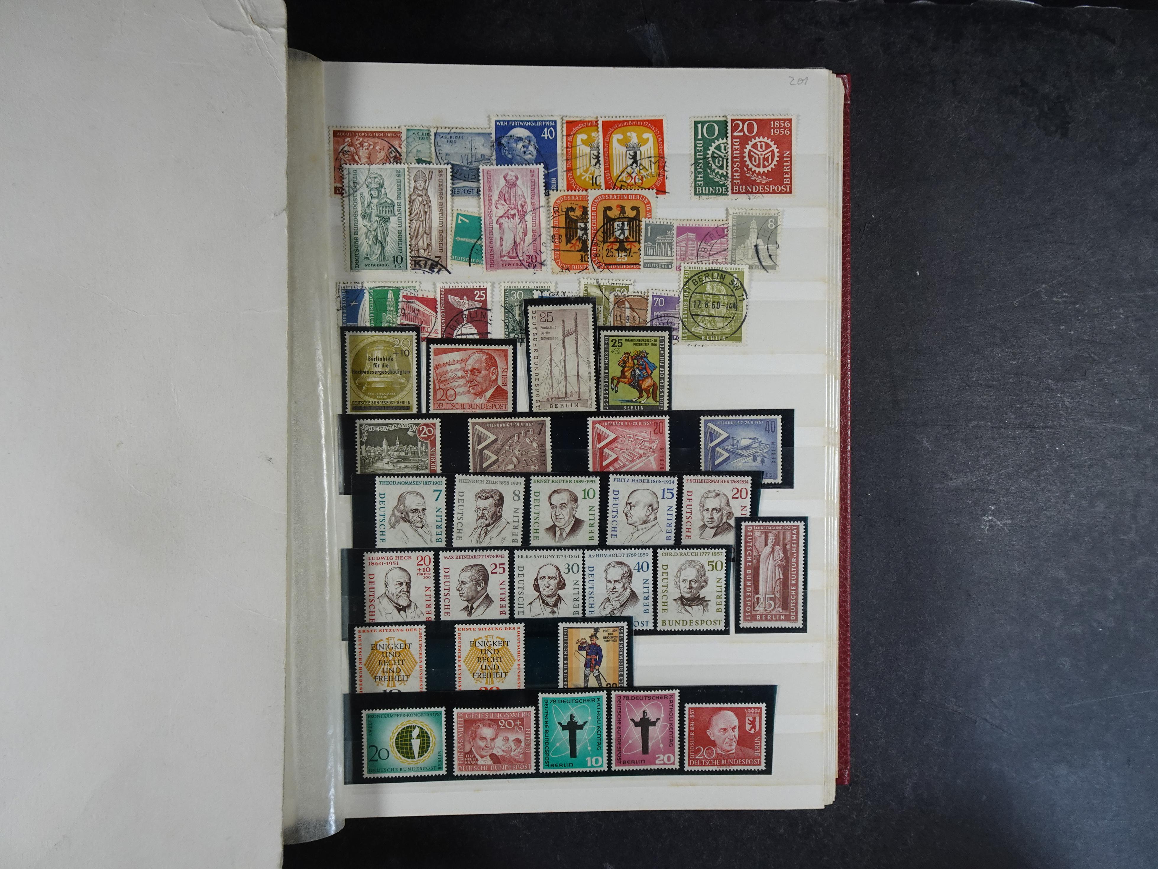 Bund en Berlijn.
Hoge cat waarde. 5