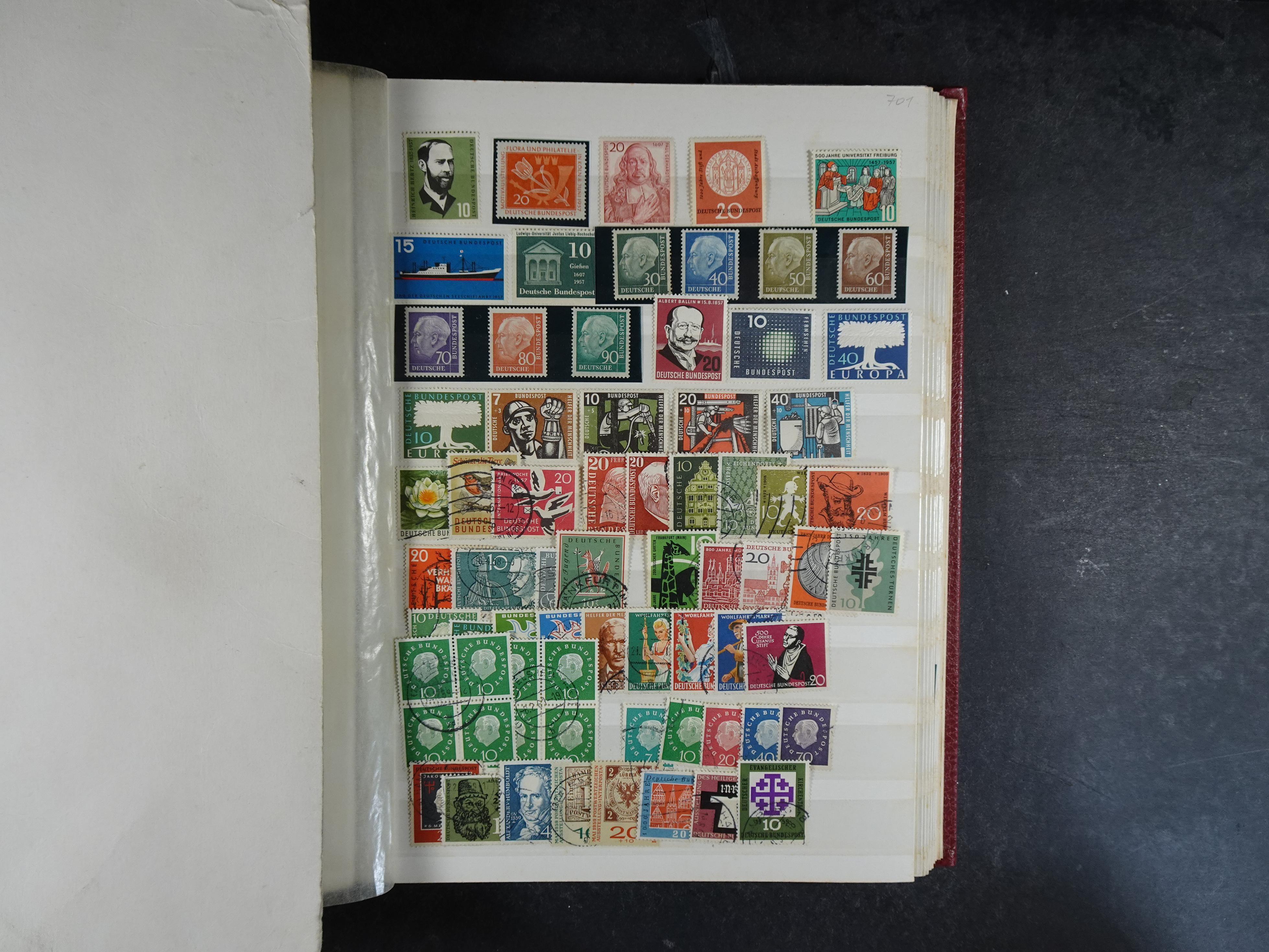 Bund en Berlijn.
Hoge cat waarde. 15