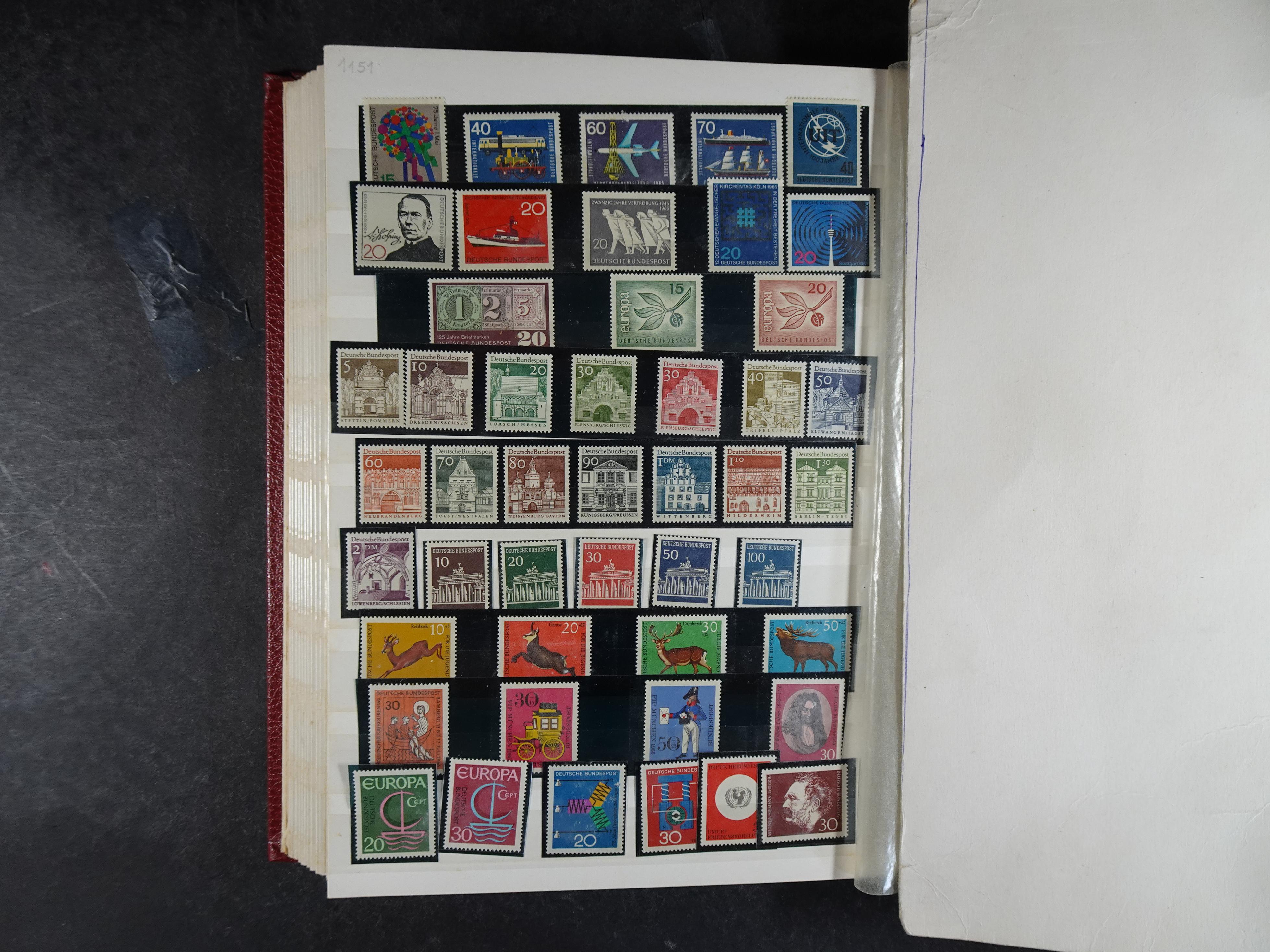 Bund en Berlijn.
Hoge cat waarde. 24