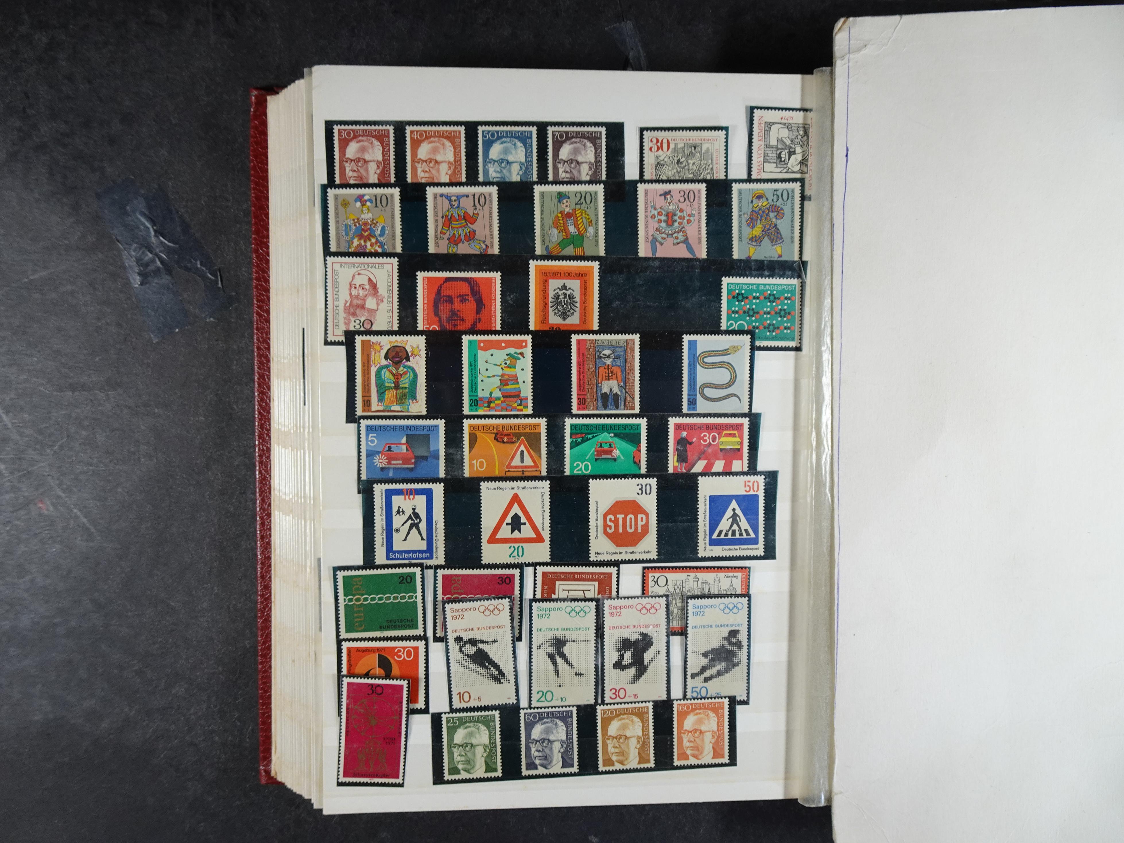 Bund en Berlijn.
Hoge cat waarde. 30