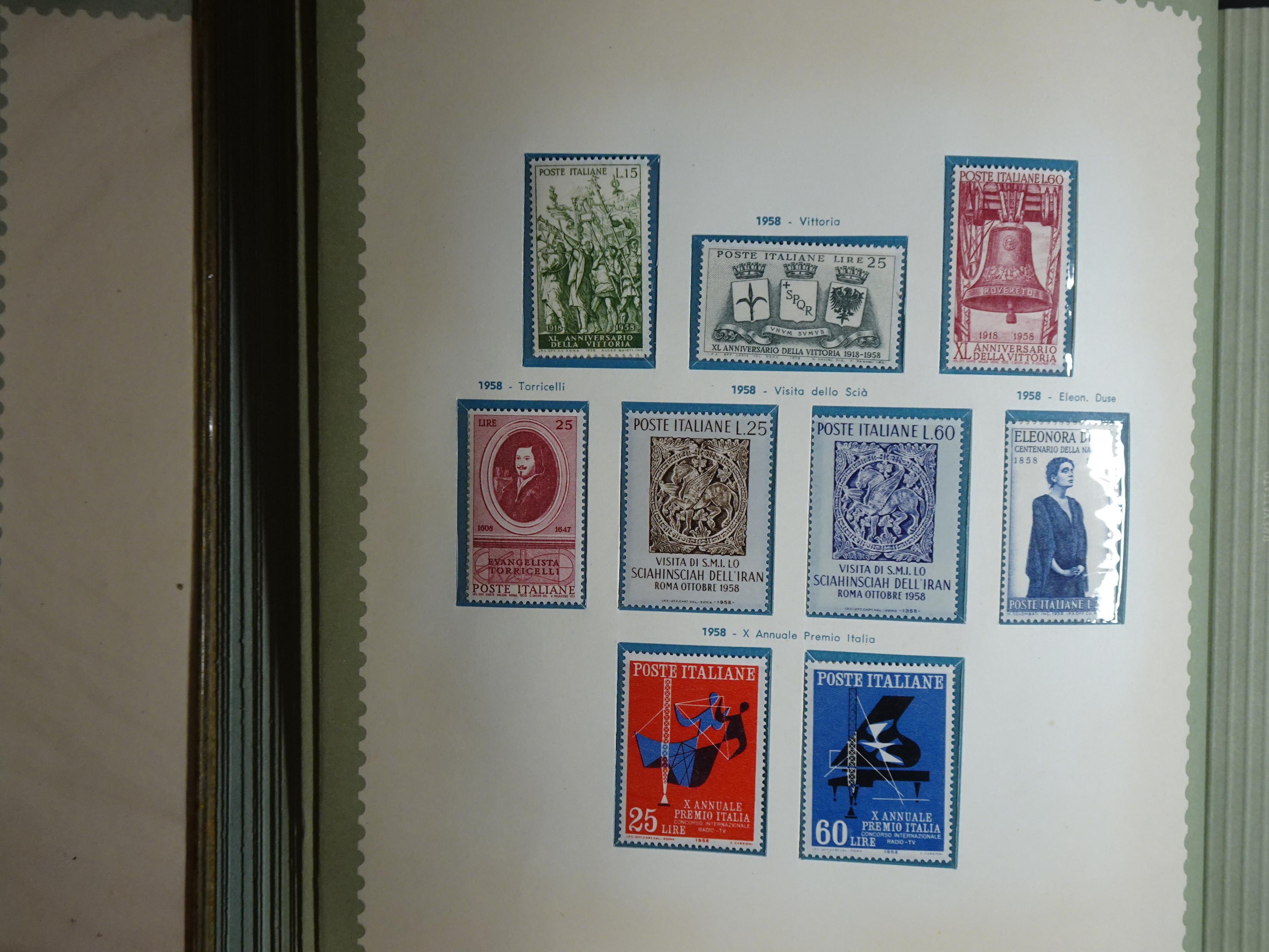 Mooie collectie postfris goed "Back of the Book", hoge waarde. 33