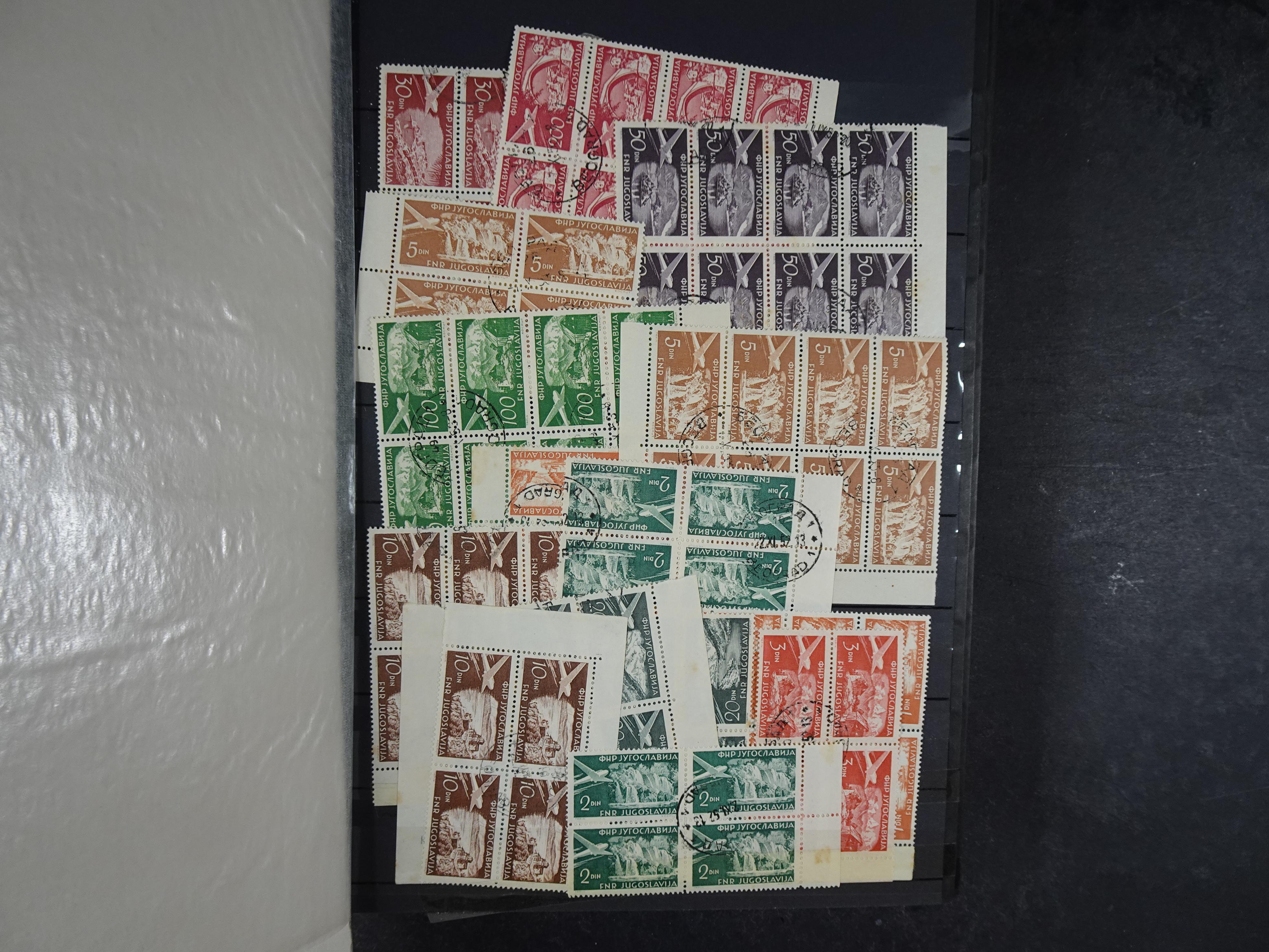 Prachtige stock en veel luchtpost vnl. klassiek materiaal.  3