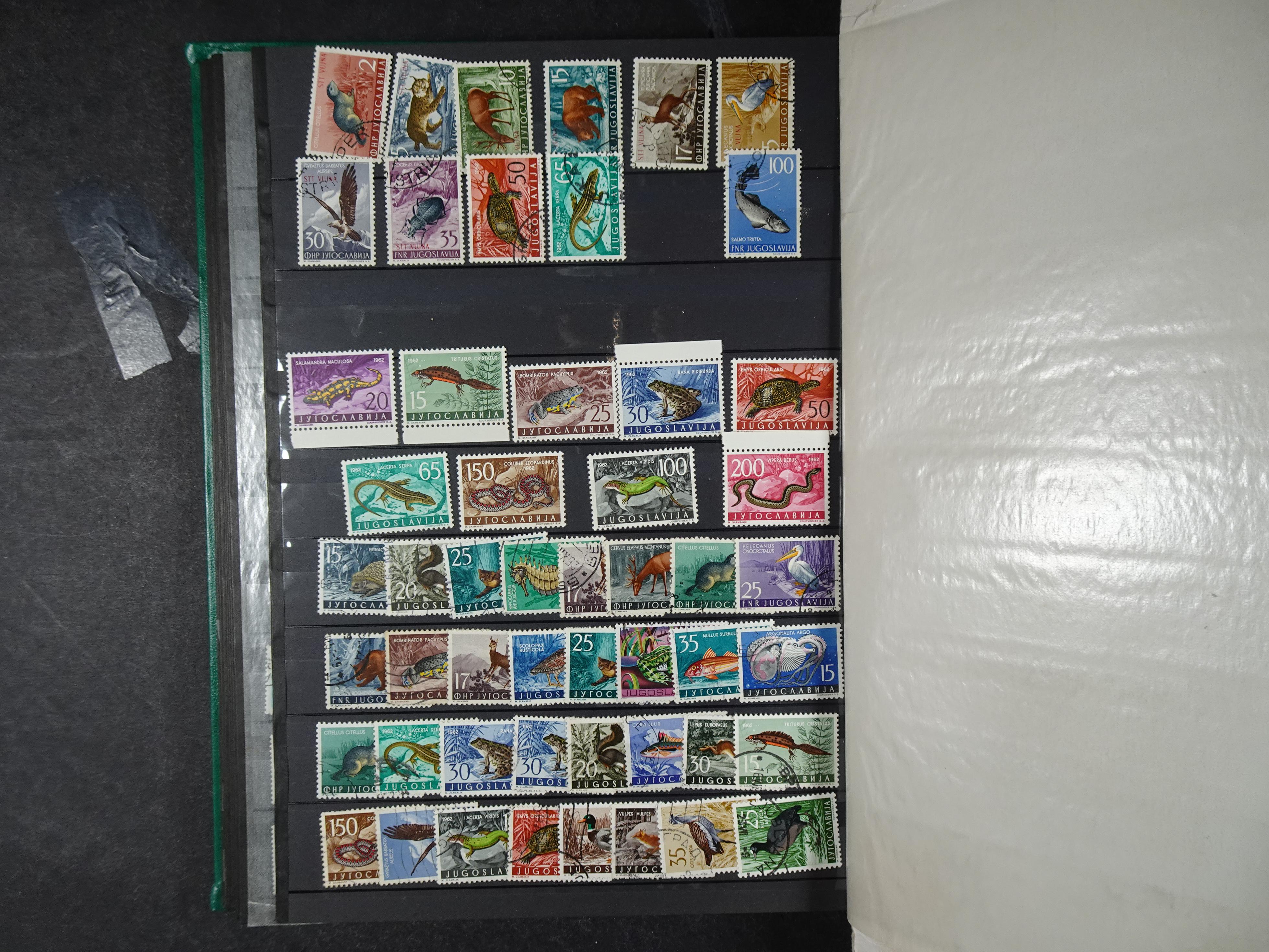 Prachtige stock en veel luchtpost vnl. klassiek materiaal.  19