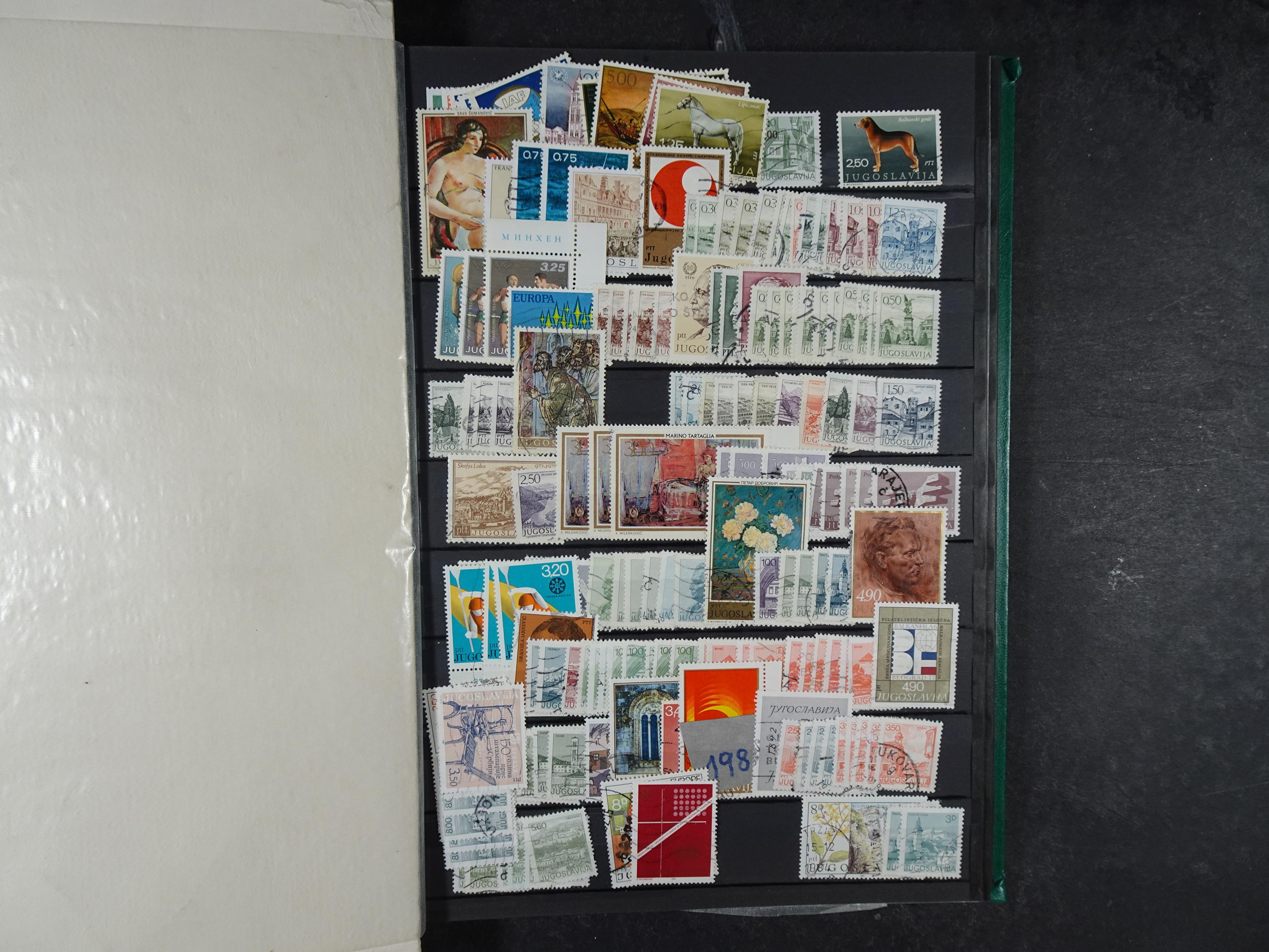 Prachtige stock en veel luchtpost vnl. klassiek materiaal.  33