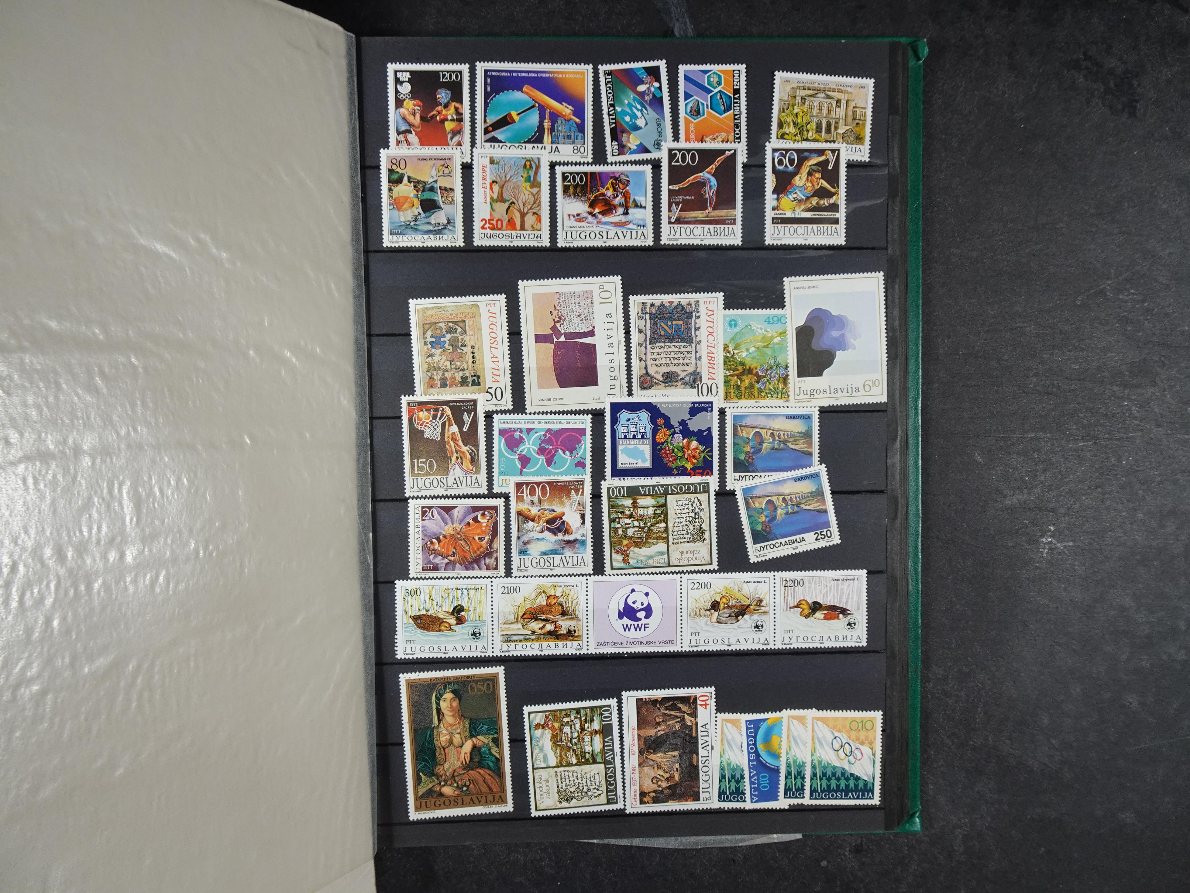 Prachtige stock en veel luchtpost vnl. klassiek materiaal.  38