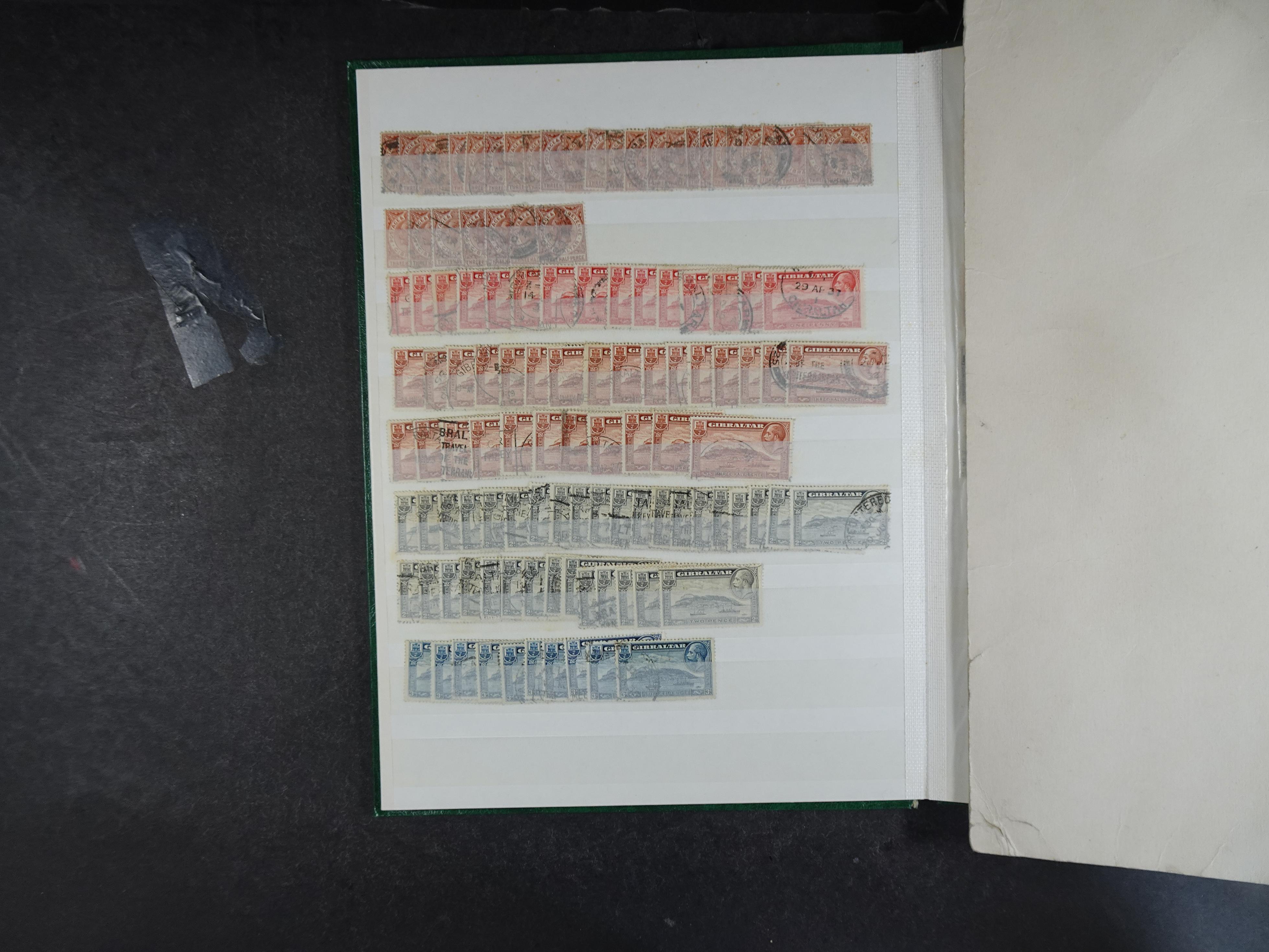 Prachtig materiaal Victoria - George V.
met interessante stempels. Veel betere materiaal.
+Cyprus. 4