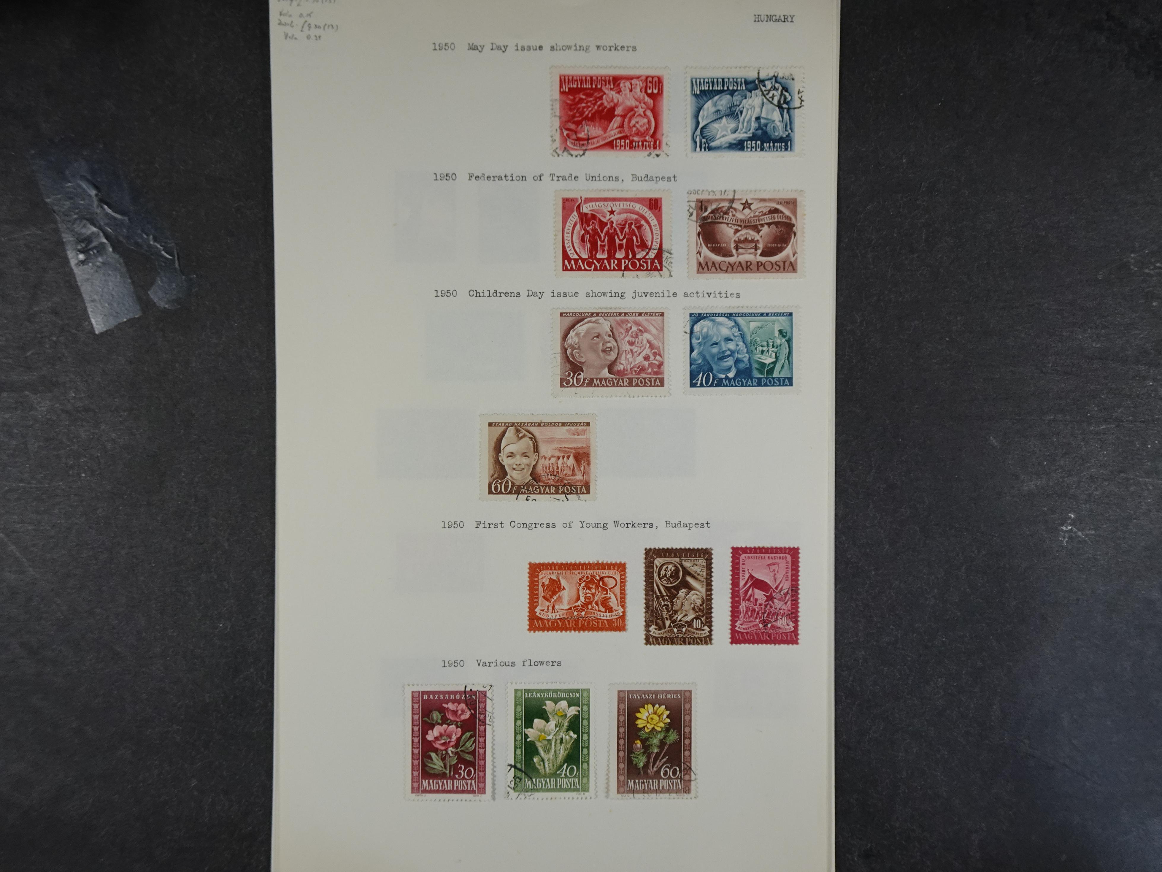 Doos met velerlei verrassingen waar onder betere zegels.
FUNDGRUBE. 17