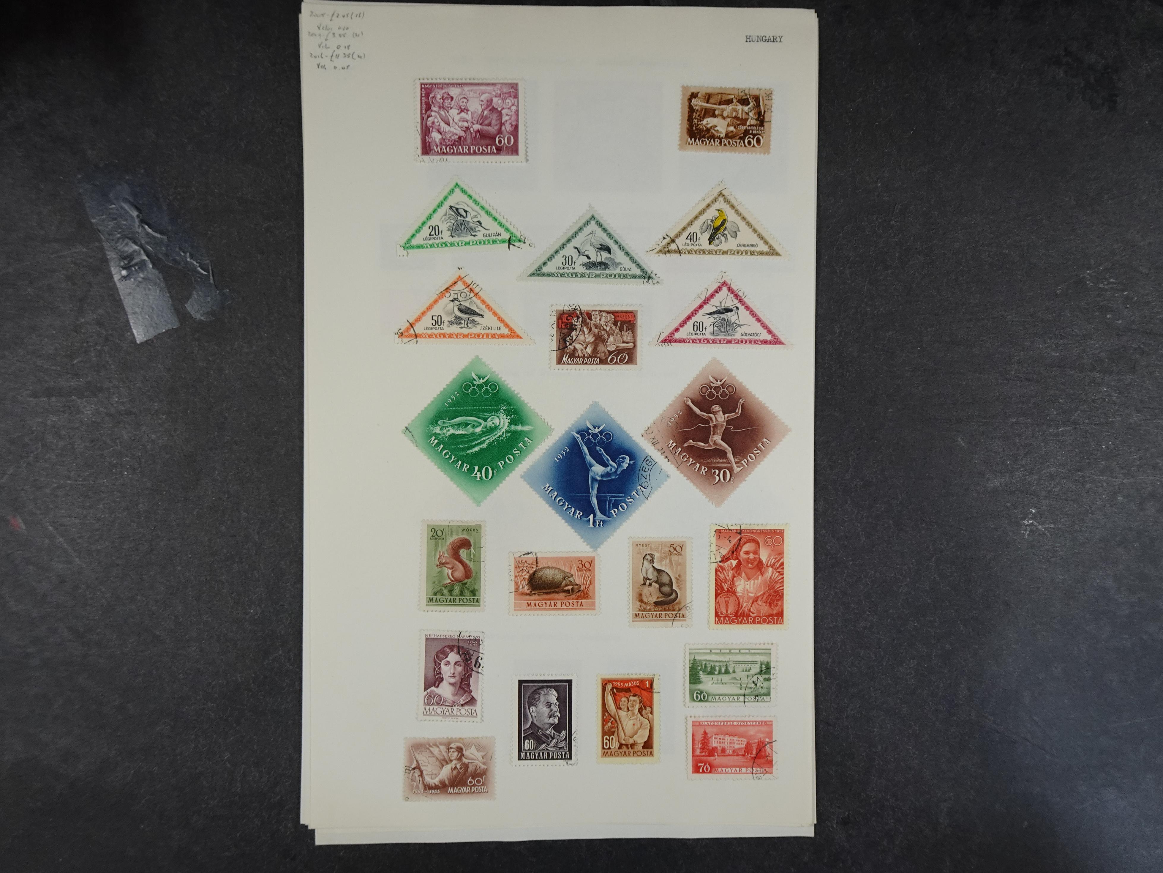 Doos met velerlei verrassingen waar onder betere zegels.
FUNDGRUBE. 21