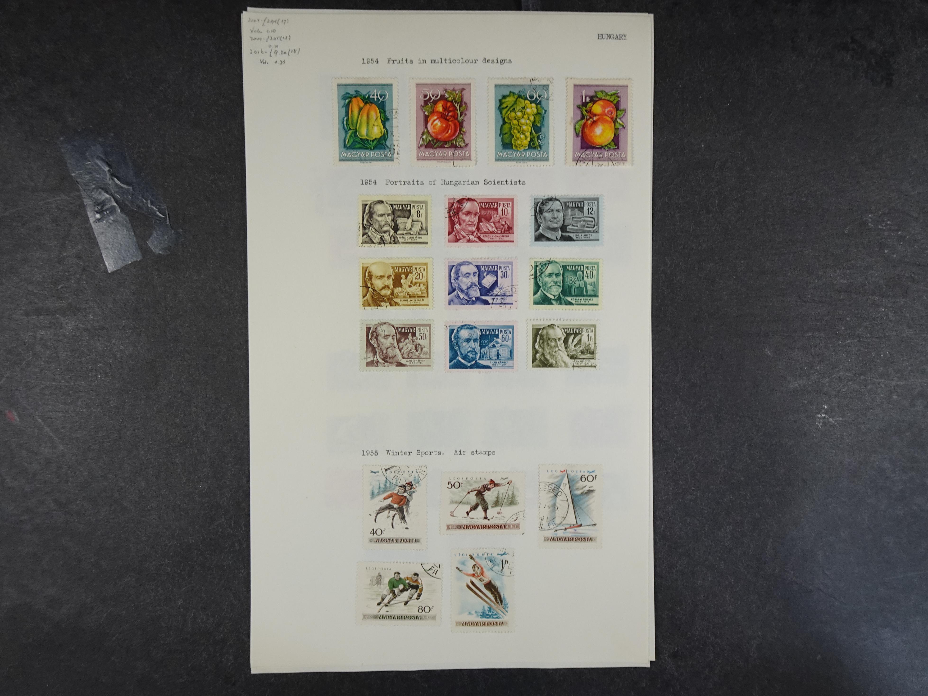 Doos met velerlei verrassingen waar onder betere zegels.
FUNDGRUBE. 24