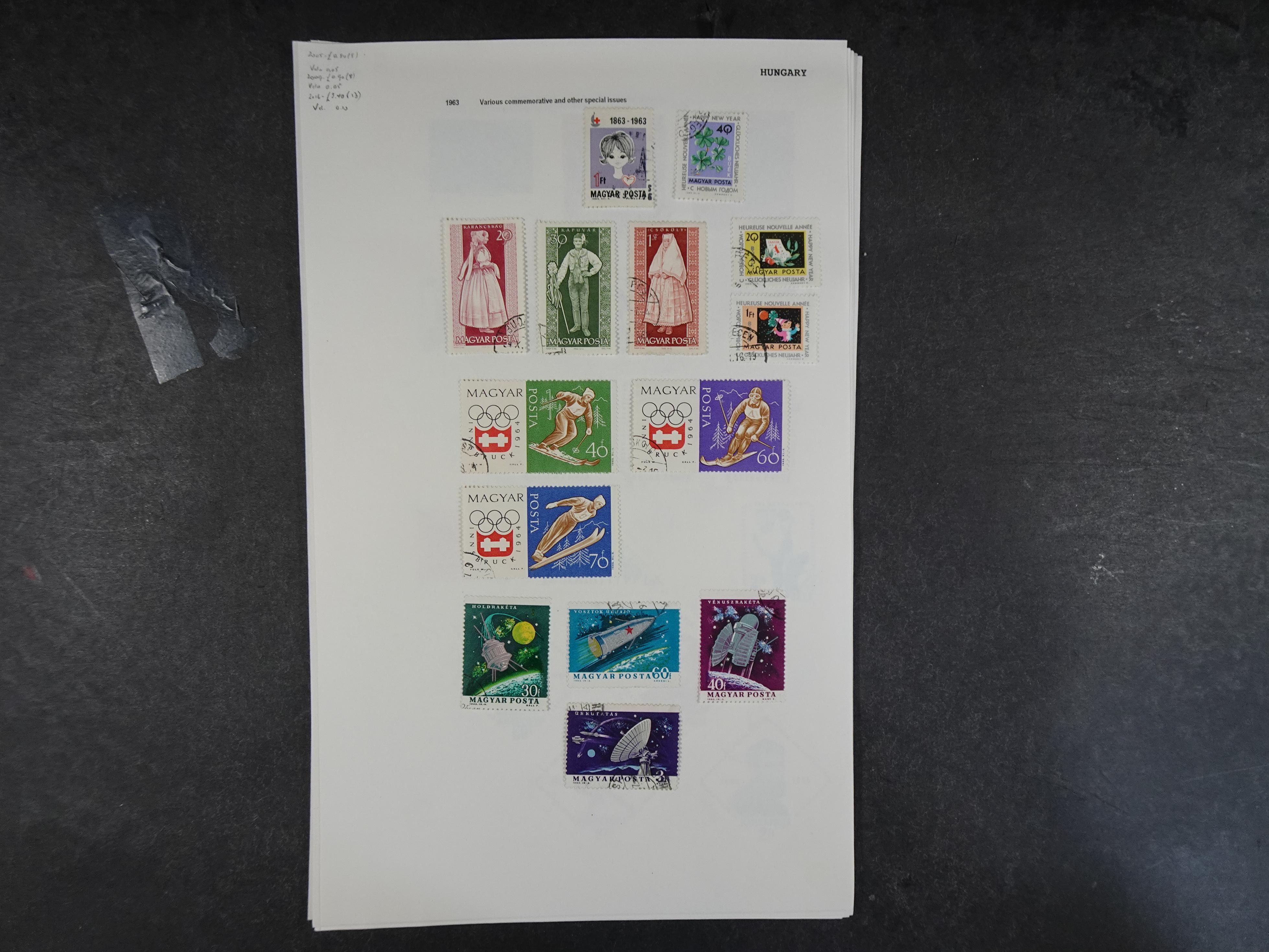 Doos met velerlei verrassingen waar onder betere zegels.
FUNDGRUBE. 41