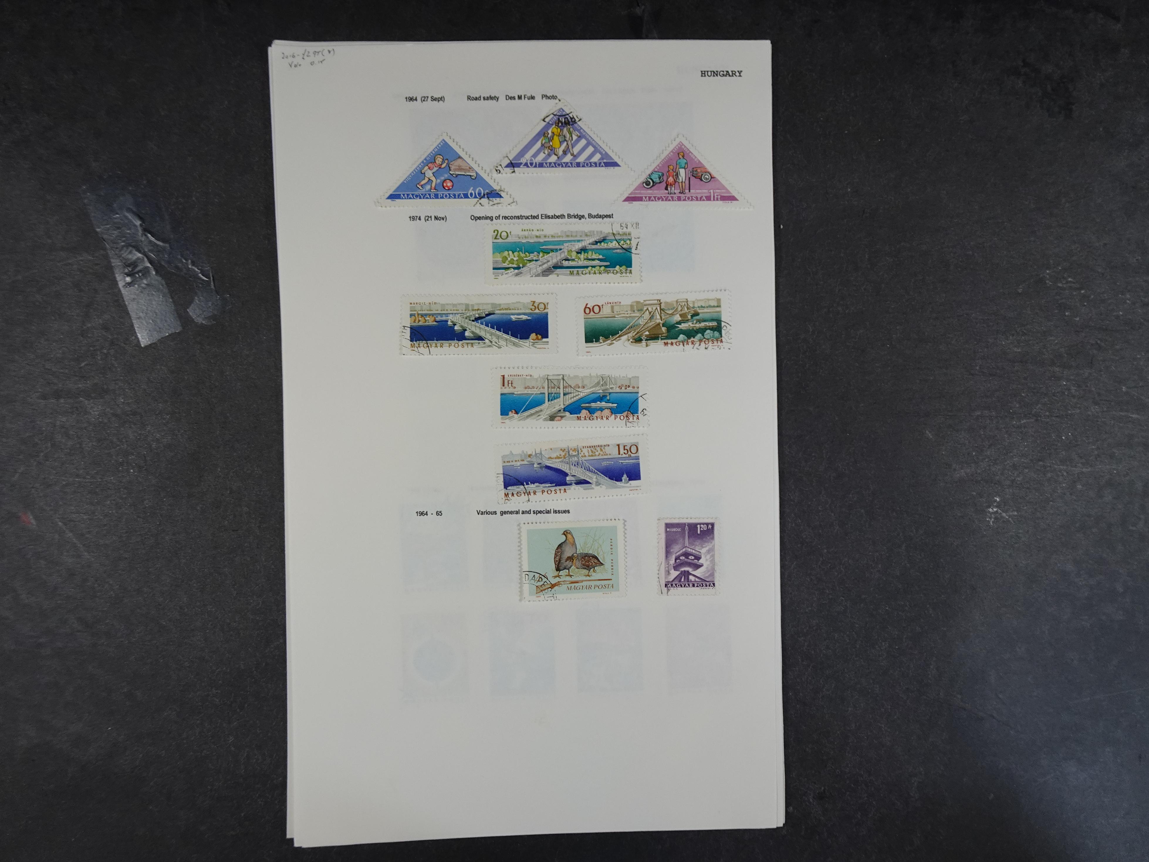 Doos met velerlei verrassingen waar onder betere zegels.
FUNDGRUBE. 45