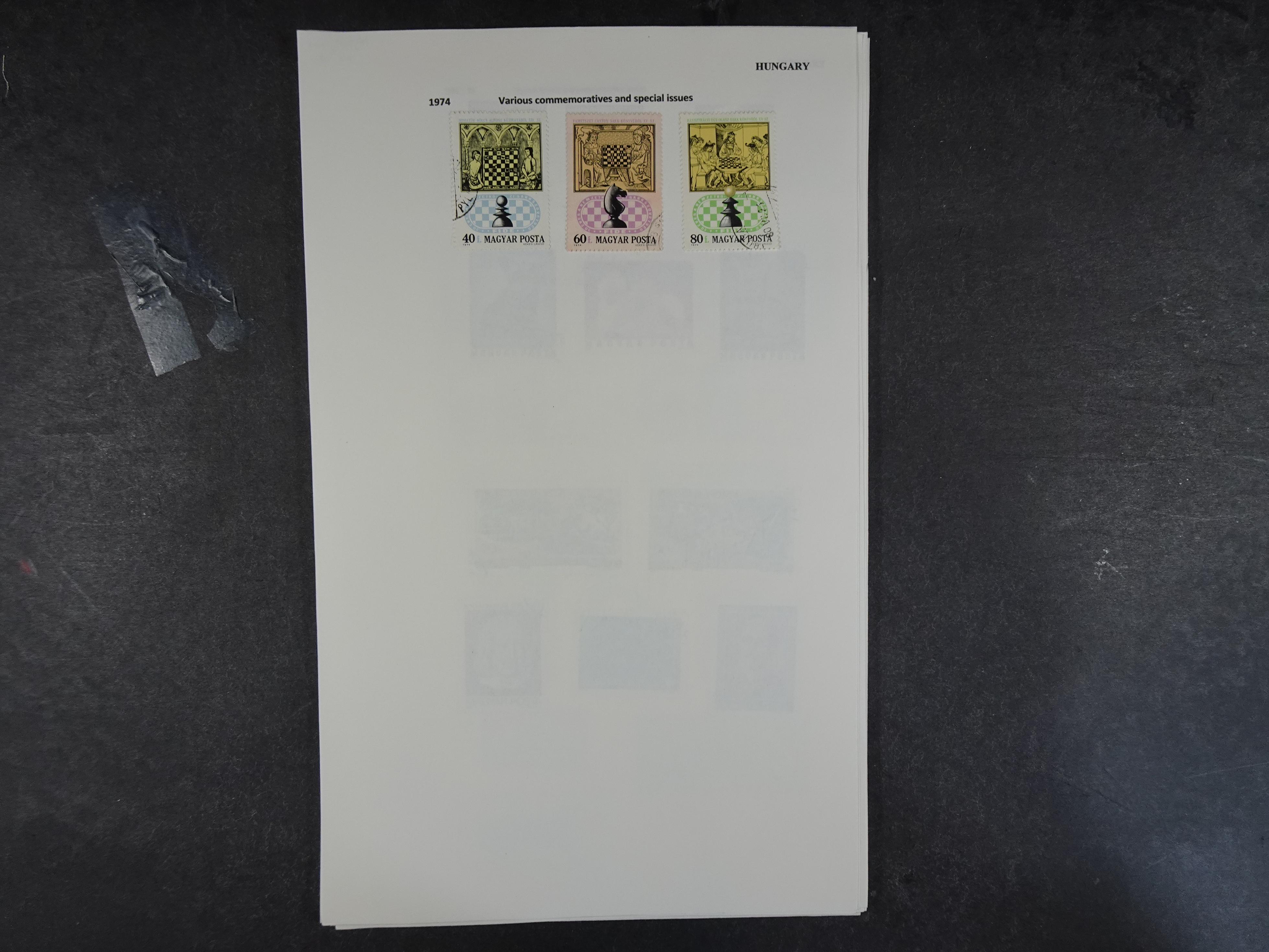 Doos met velerlei verrassingen waar onder betere zegels.
FUNDGRUBE. 71